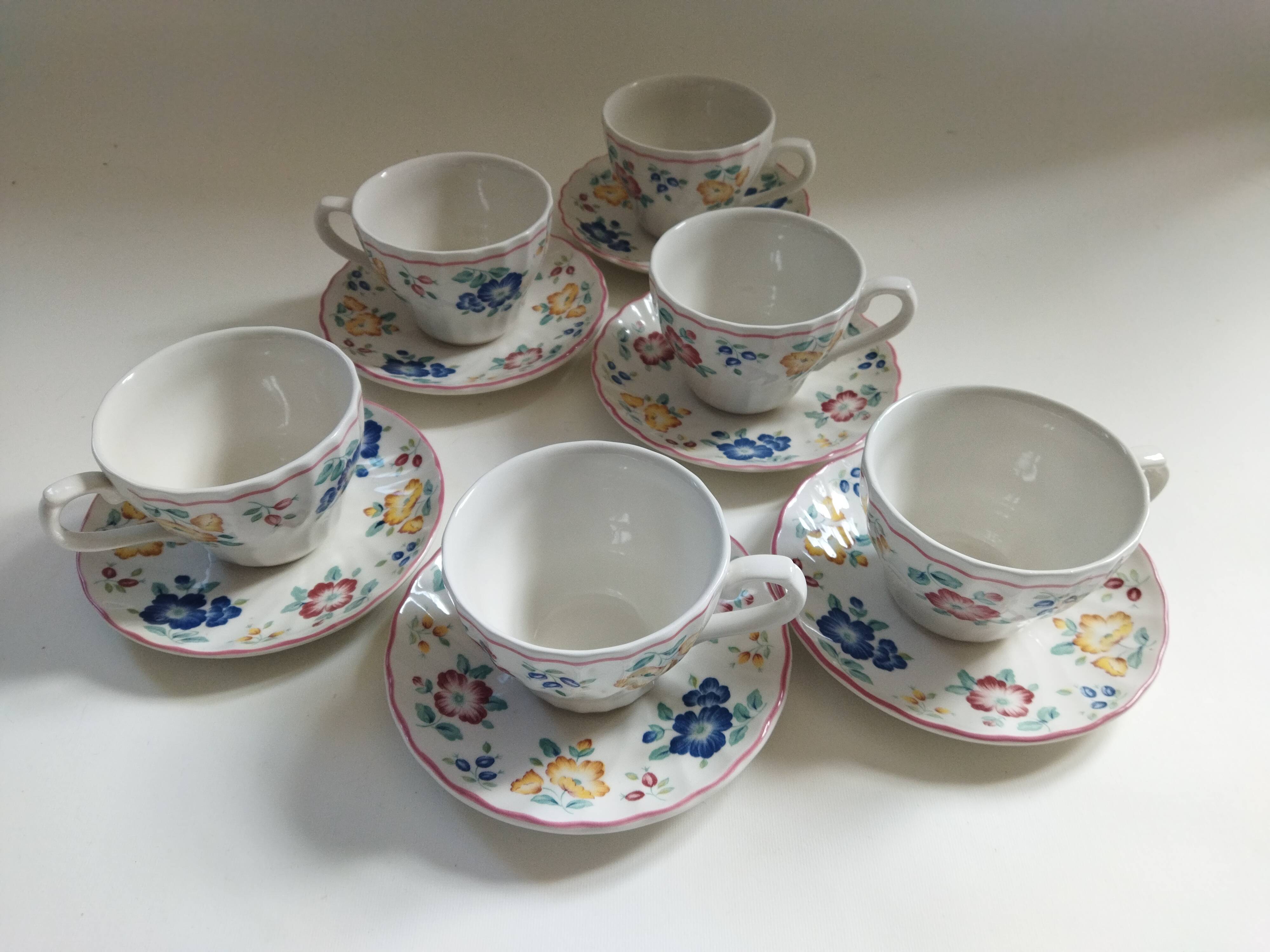 6 English cups Churchill Rosetta