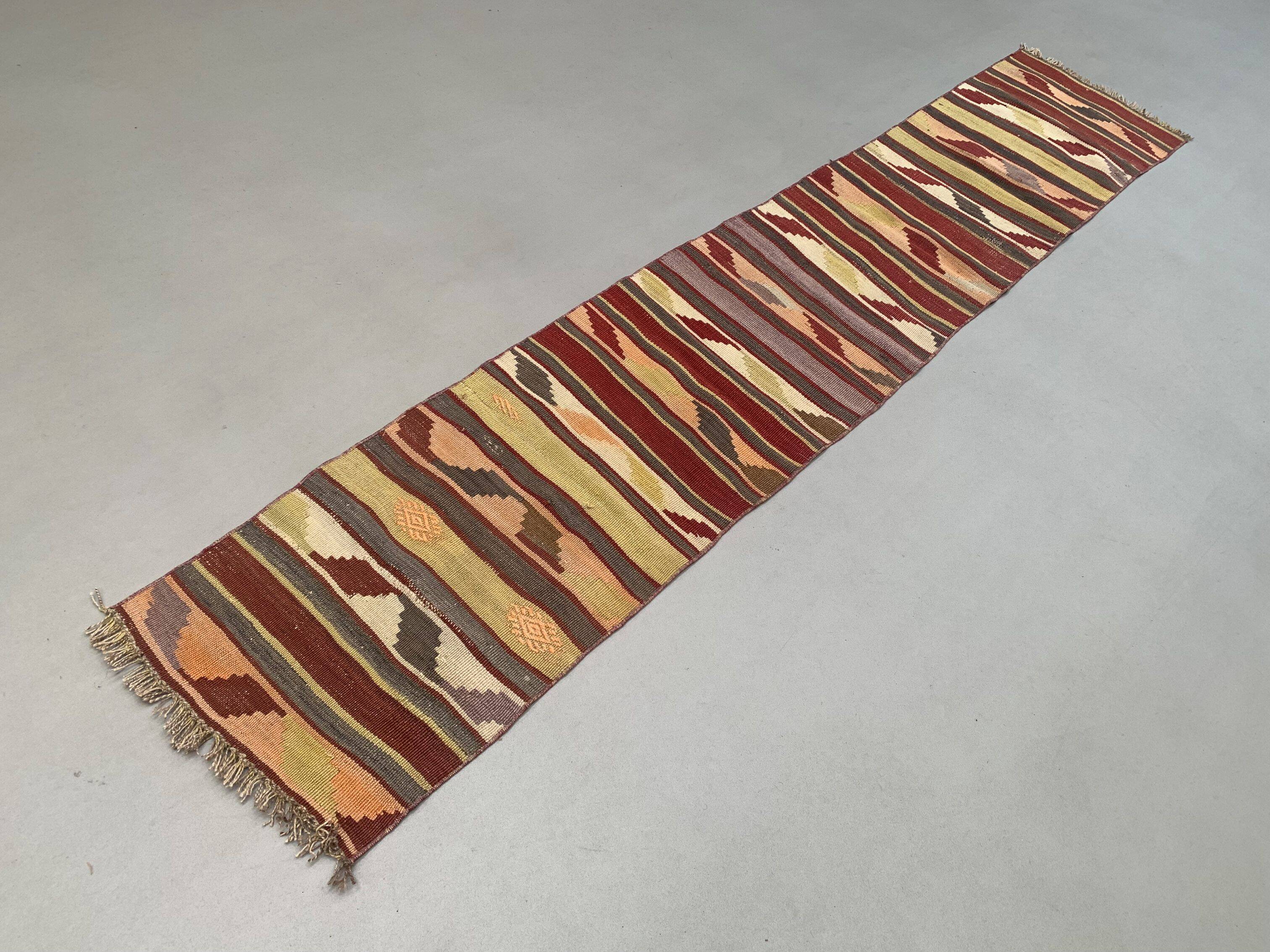 Old Turkish narrow Kilim Runner 265x52 cm shabby chic, vintage kelim