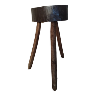 Tripod stool