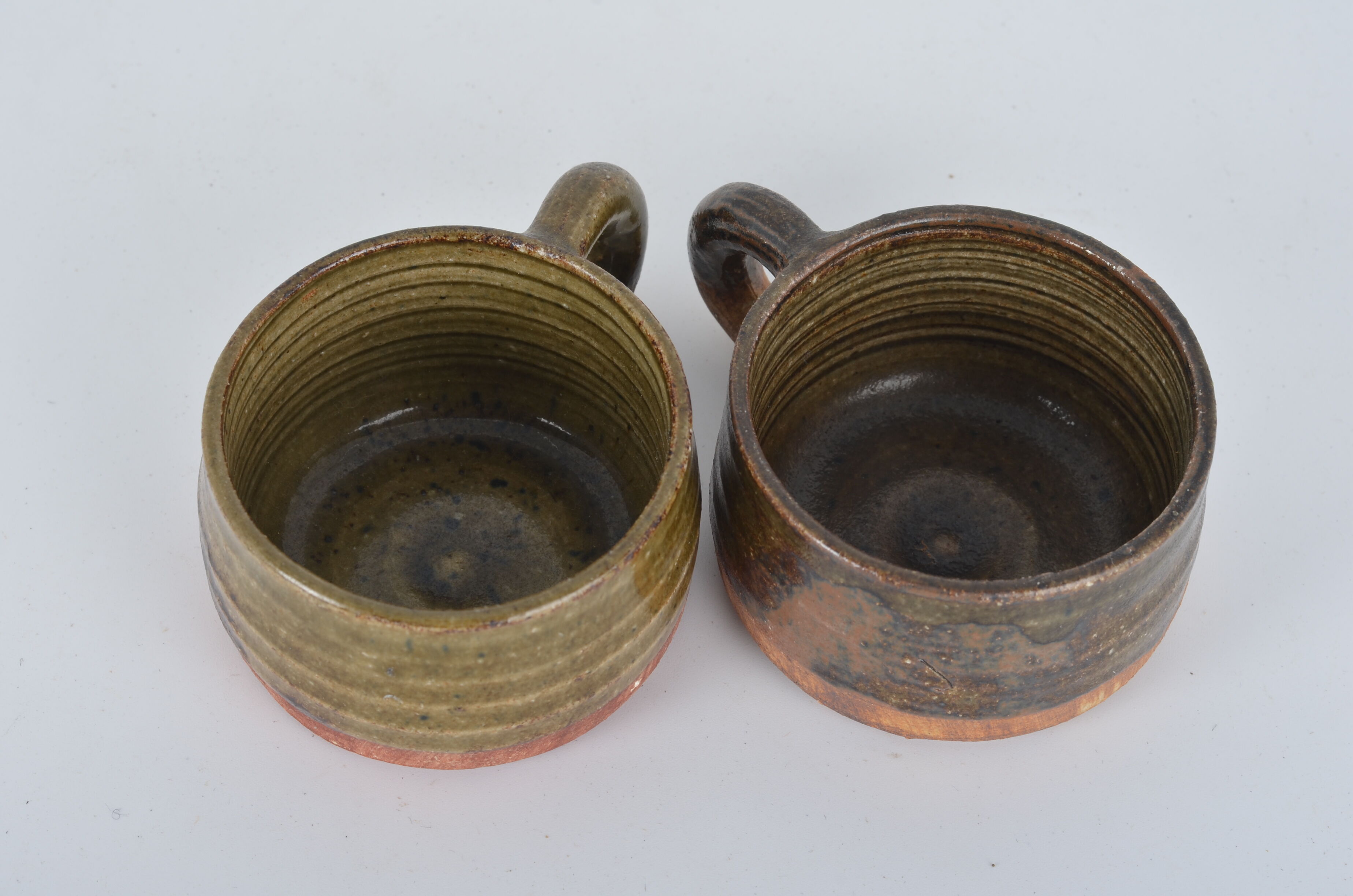 Coffee cups in sandstone