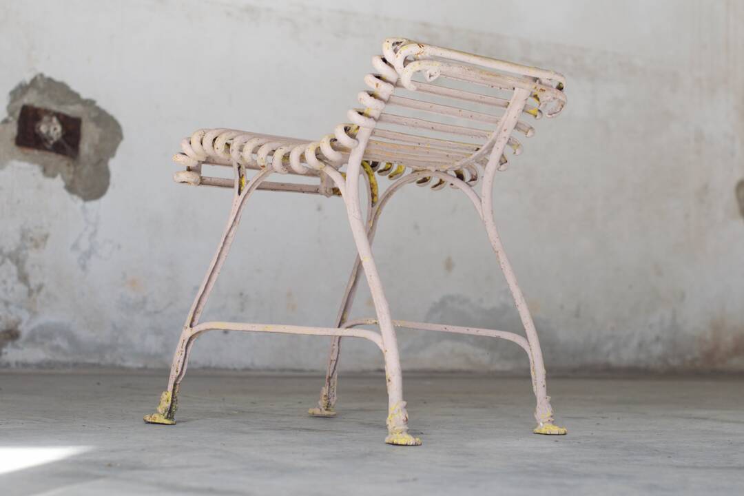 Saint Sauveur garden chair from Arras 1910