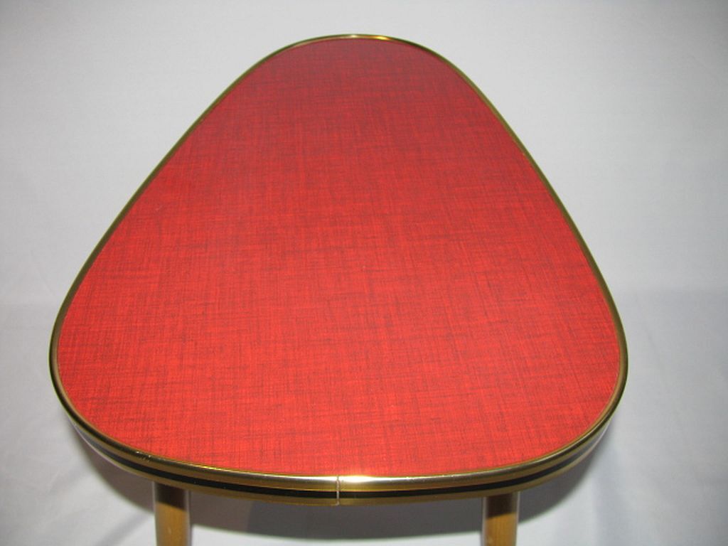 Table d'appoint trépied du milieu du siècle, années 1970