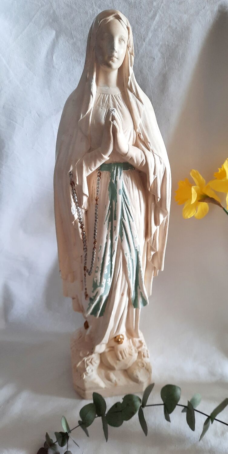 Statue plaster St Mary