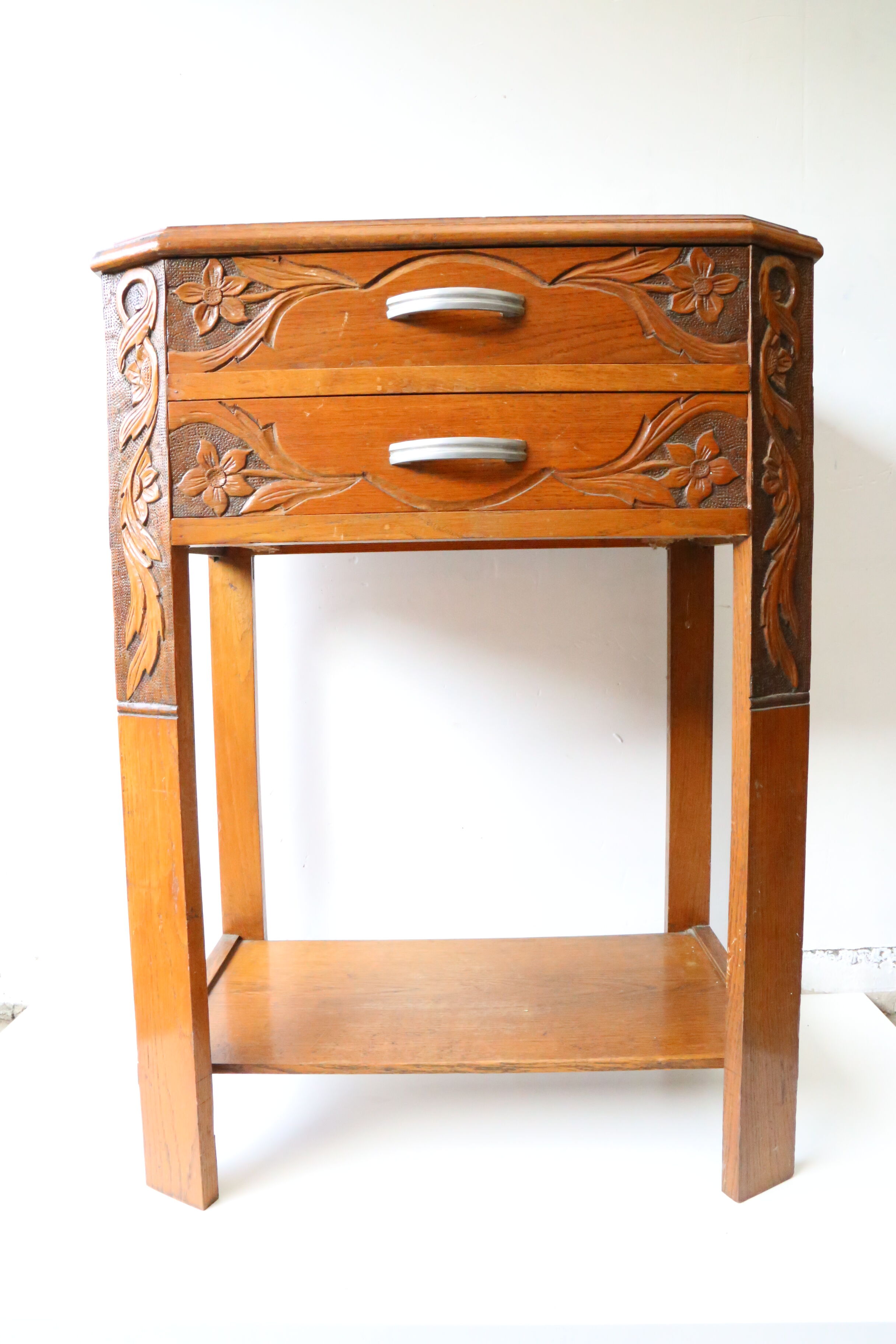 Art deco floral carved healing, 1920s