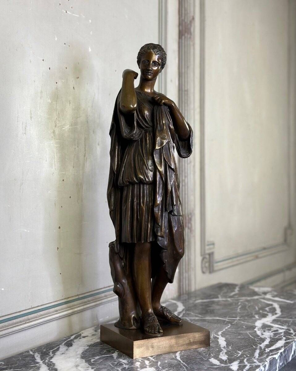 Diane de Gabies, large bronze after the antique with medal patina.
