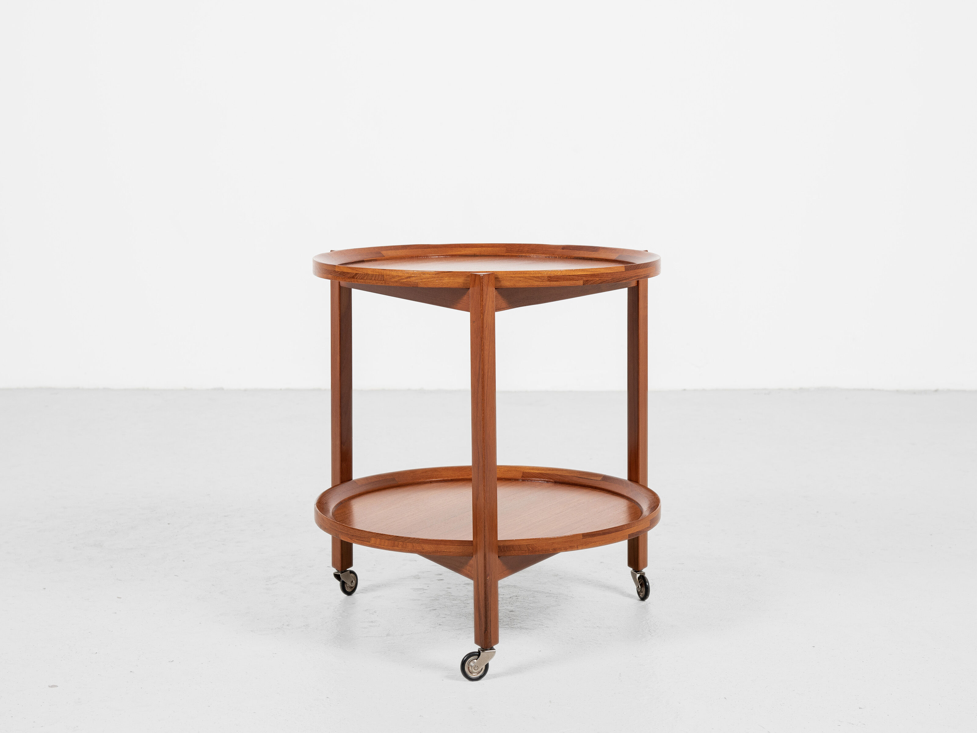 Midcentury danish trolley with 2 serving trays in teak 1960s