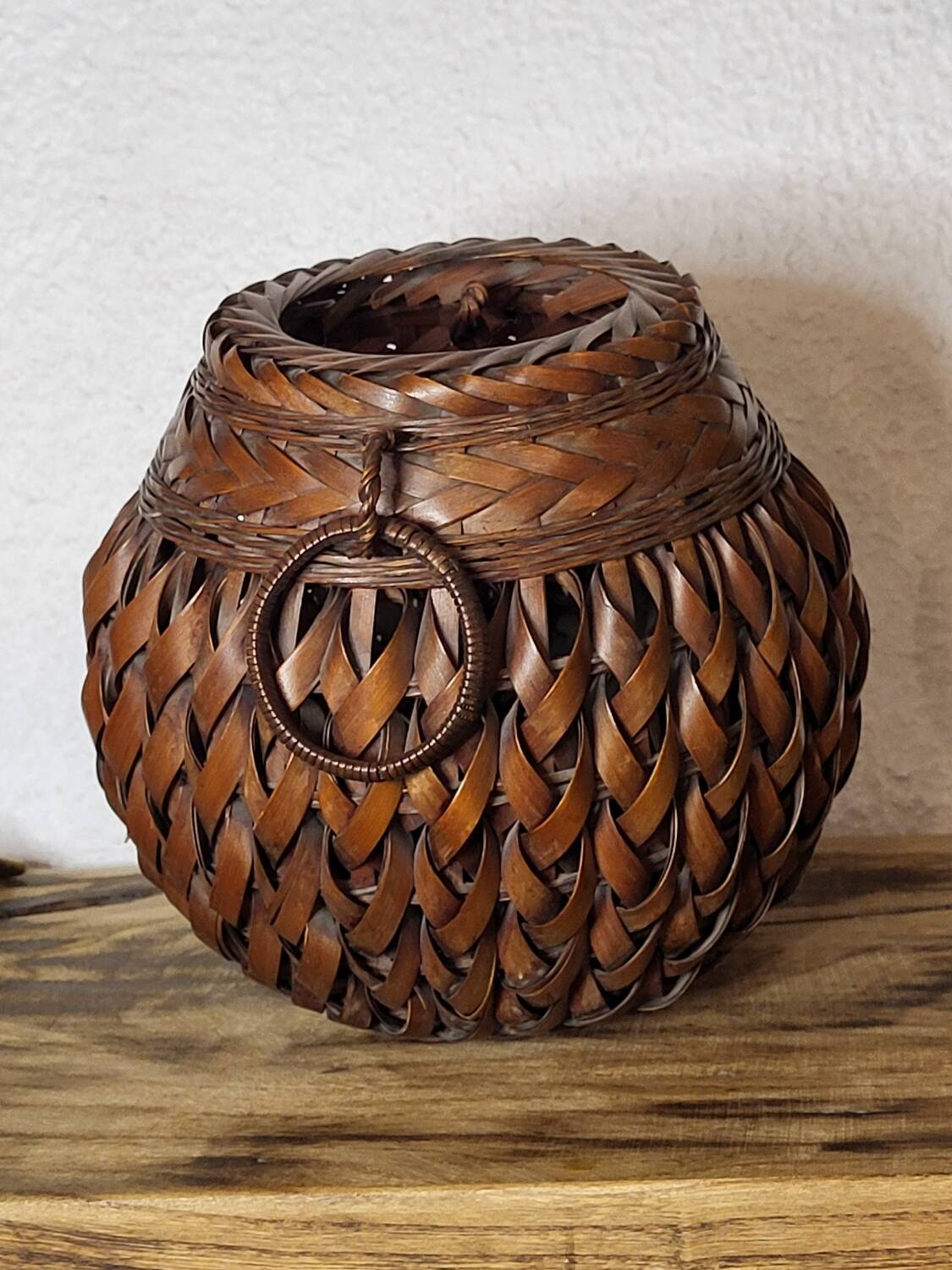 Vintage rattan pot