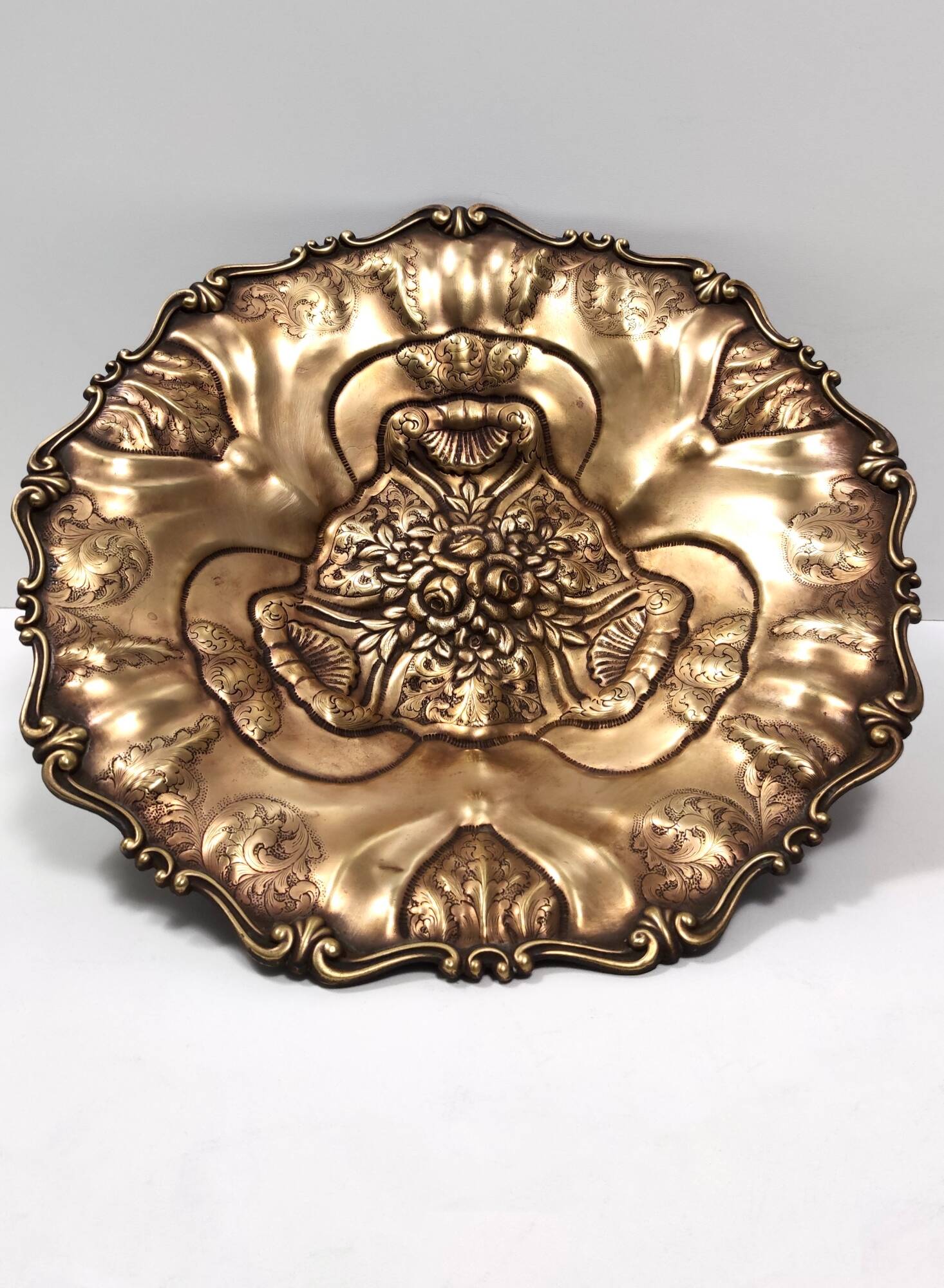Chiseled and Embossed Cast Bronze Centerpiece / Bowl, Italy
