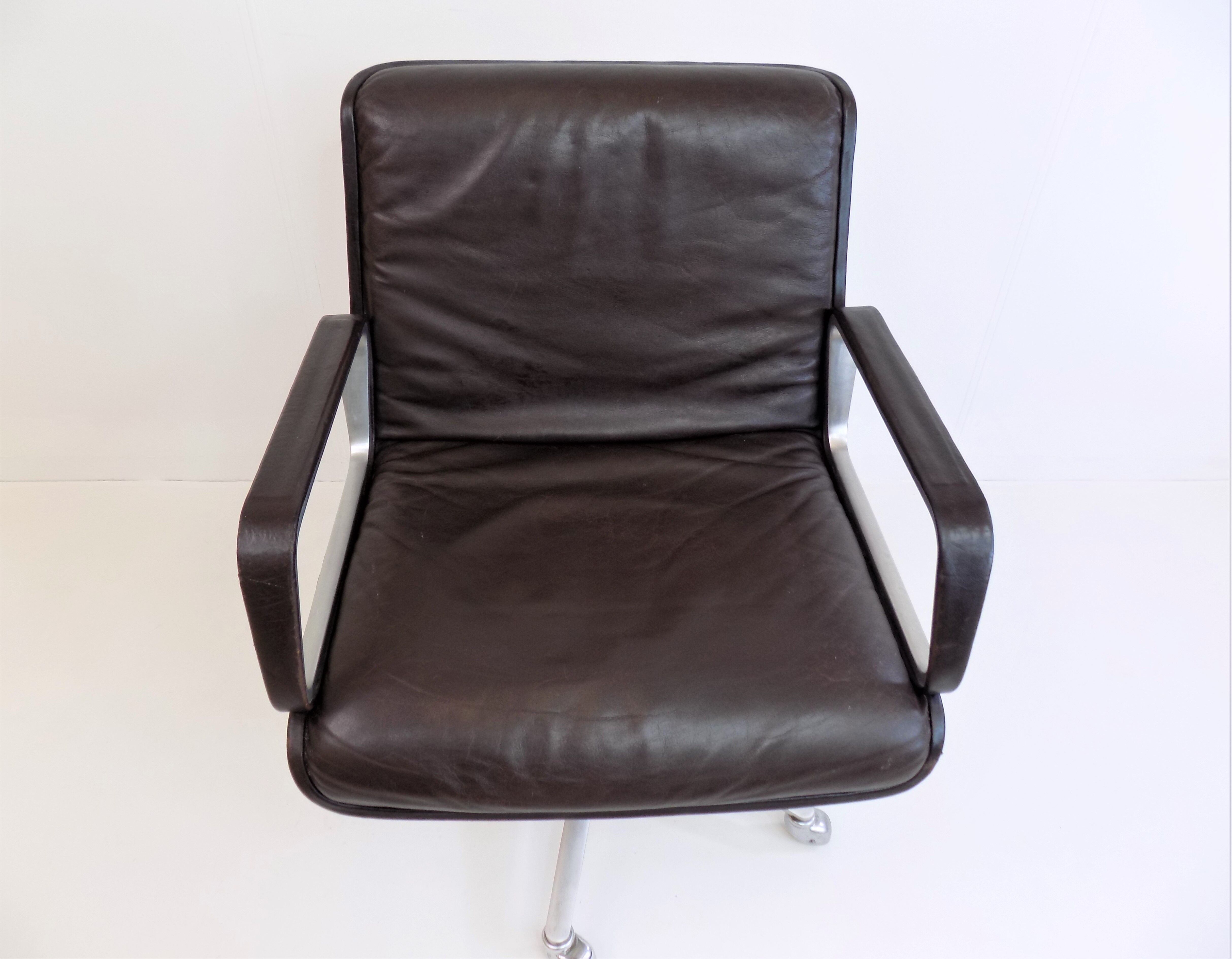 Wilkhahn Delta 2000 leather office chair by Delta Design