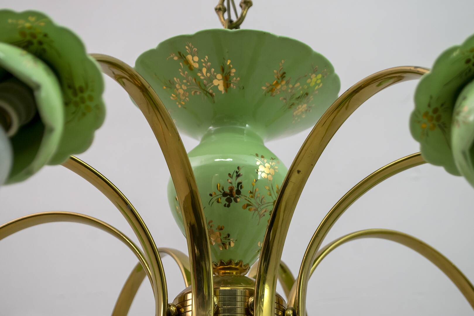 Neoclassical Style 8-Iight Italian Porcelain and Brass Chandelier, 1960s
