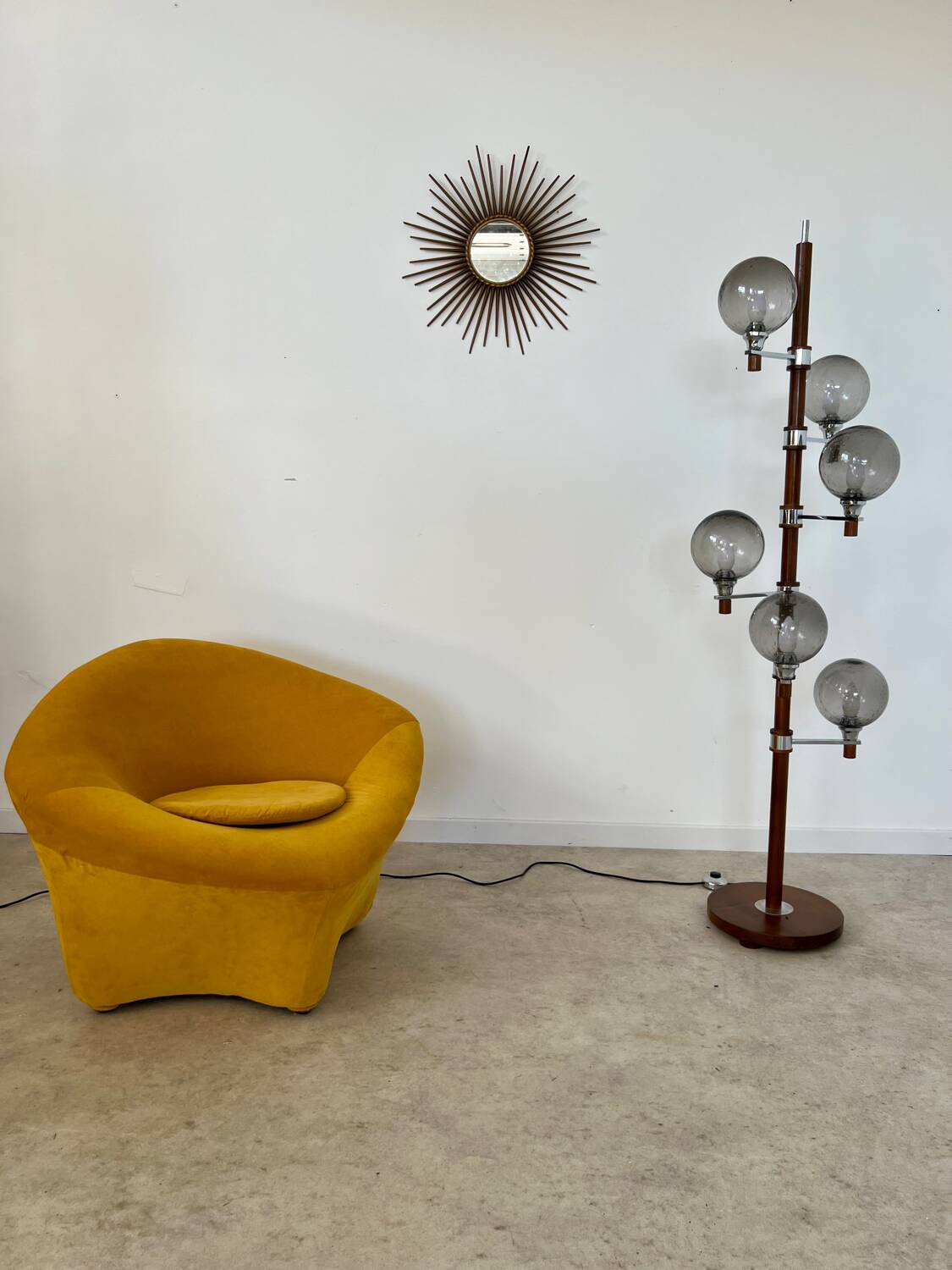 Old Scandinavian design wooden floor lamp from the 60s with 6 vintage lights