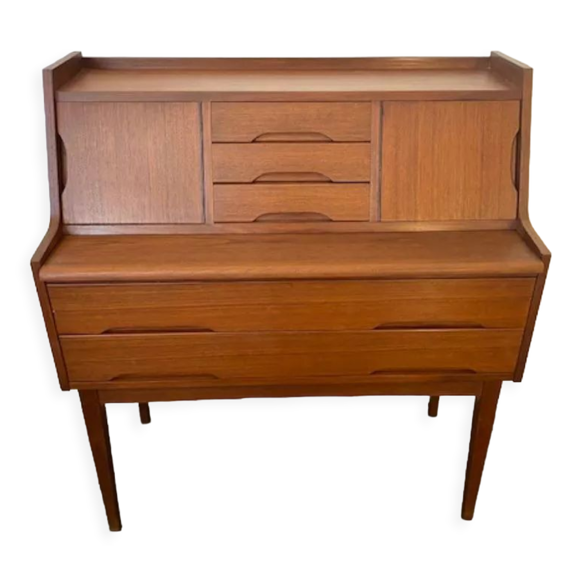 Scandinavian in vintage Danish teak from the 60s
