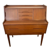 Scandinavian in vintage Danish teak from the 60s