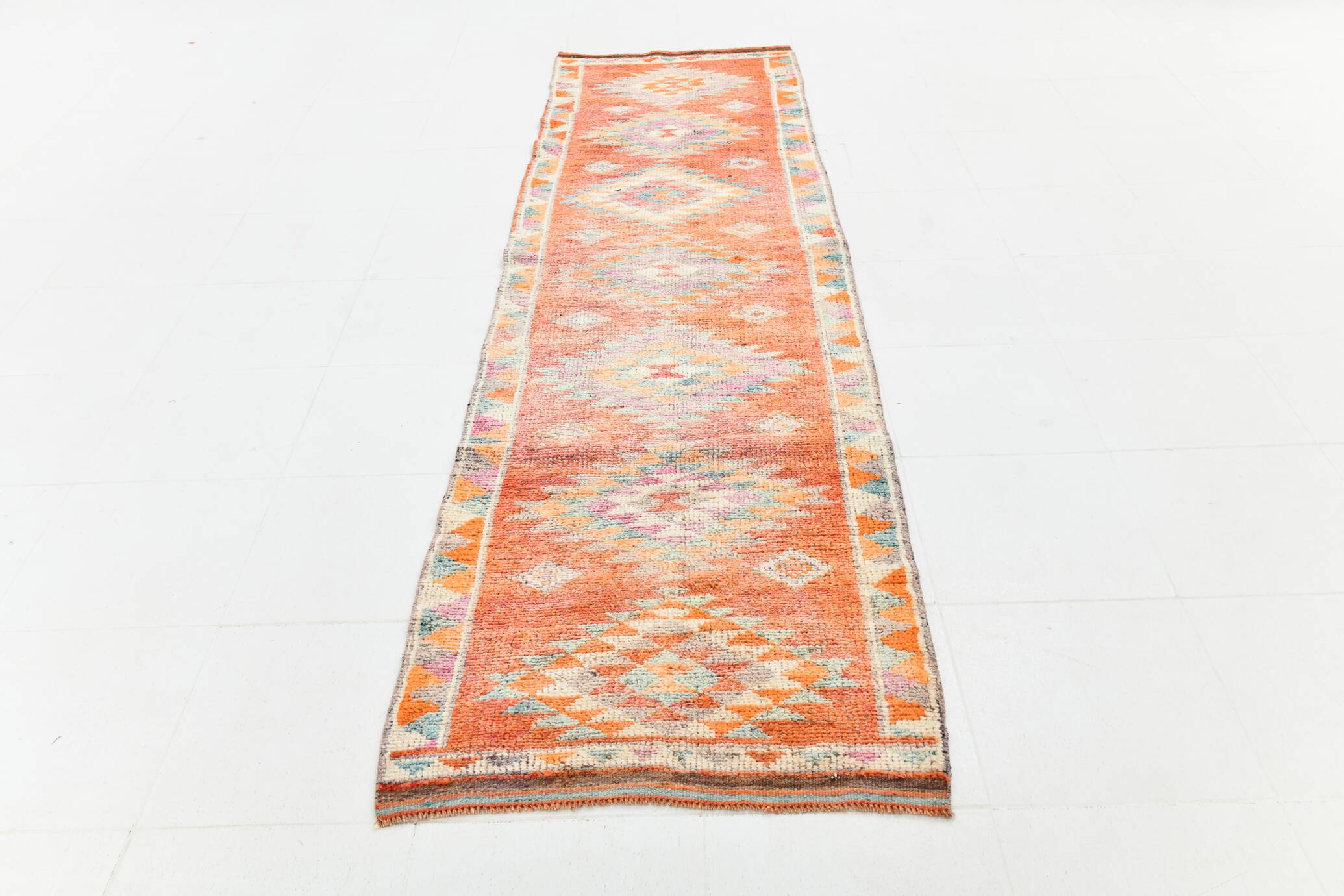 Tapis runner vintage orange à motifs géométriques faits main, 86x319Cm