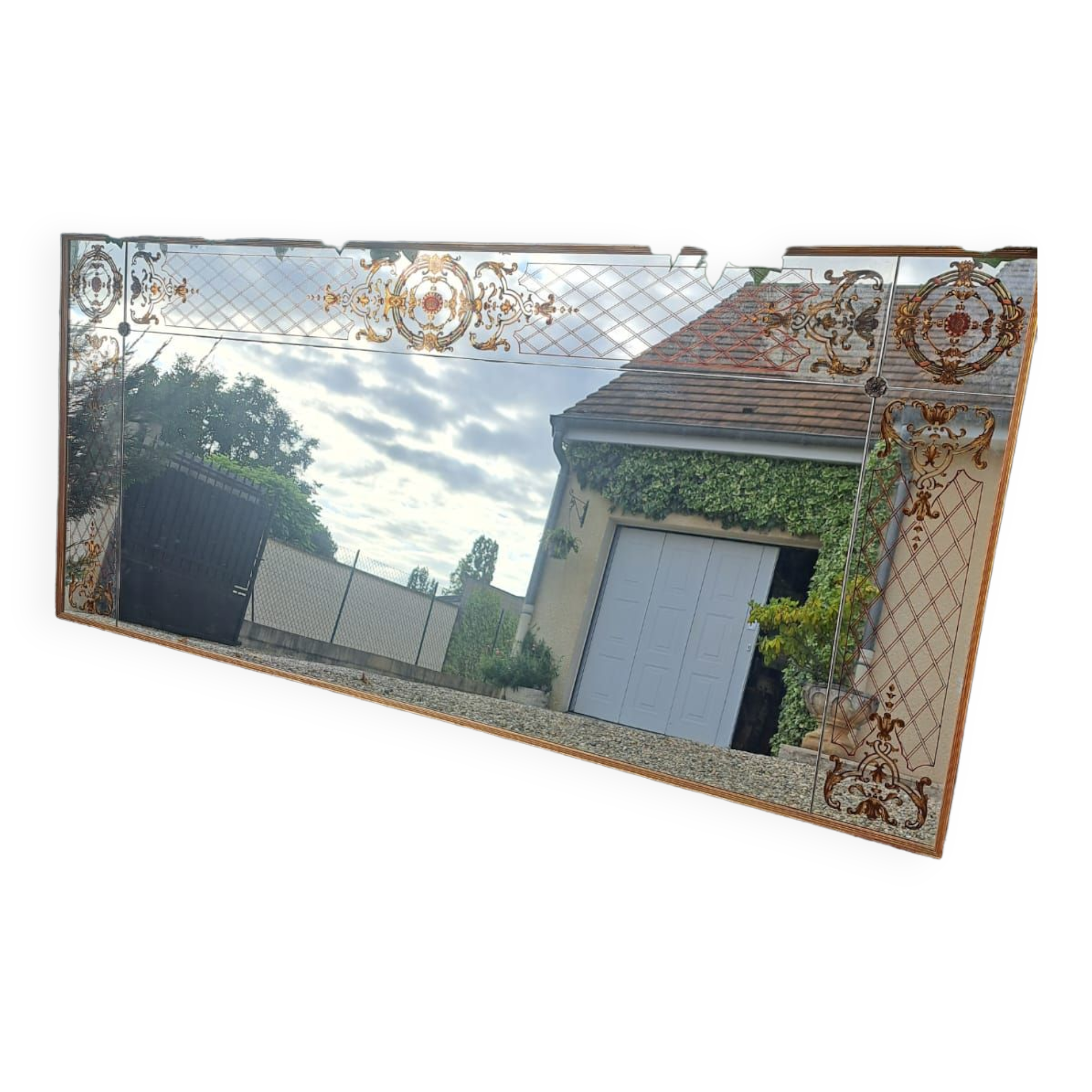Brasserie mirror - Art Nouveau bistro