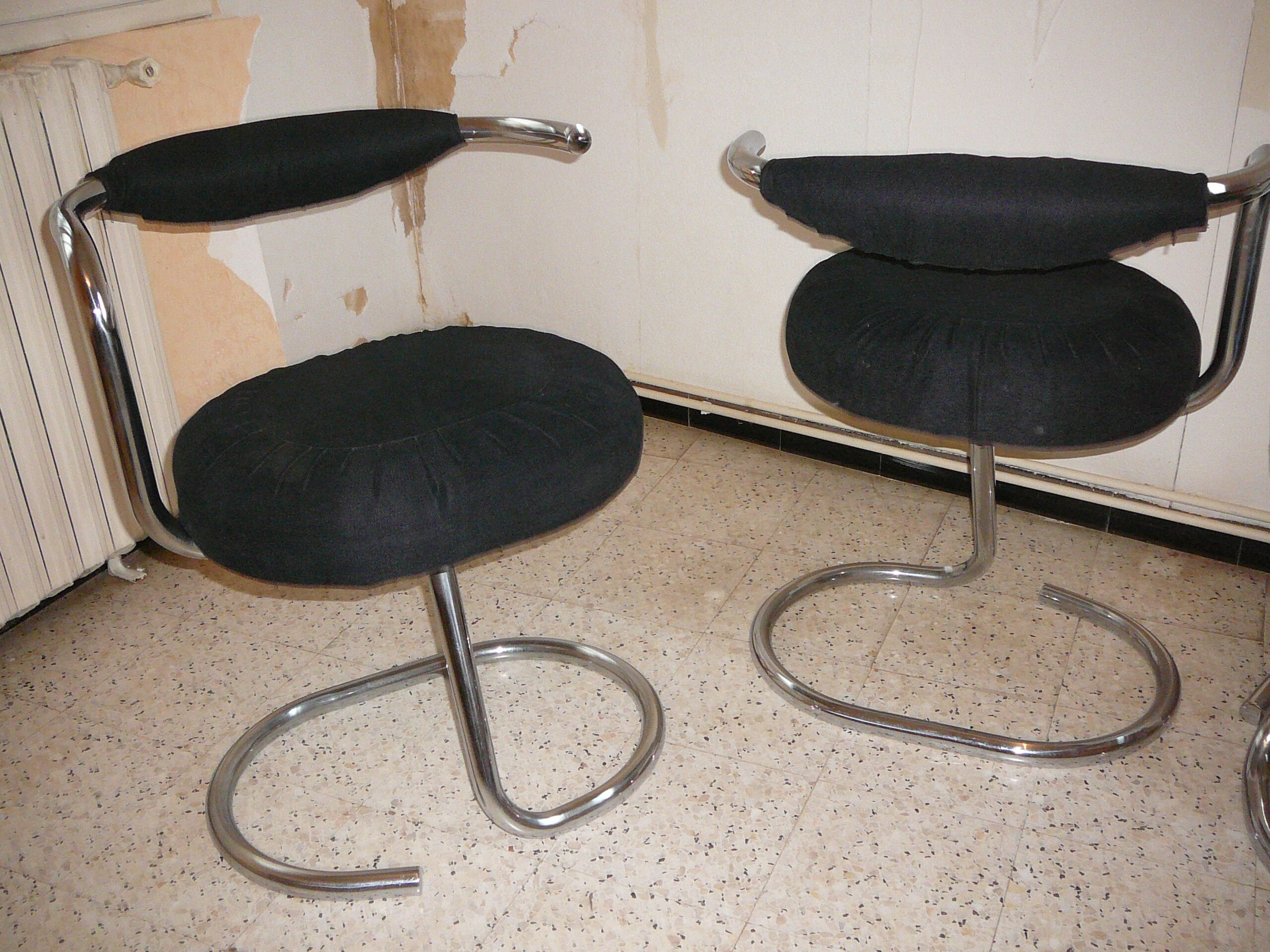 4 chairs by Giotto Stoppino mdéle Cobra