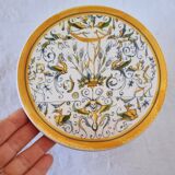 Vintage Italian raised plate in hand-painted ceramic.