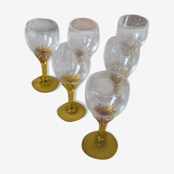 Antique set of six liqueur glasses and carafe