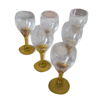 Ensemble ancien de six verres à liqueur et carafe