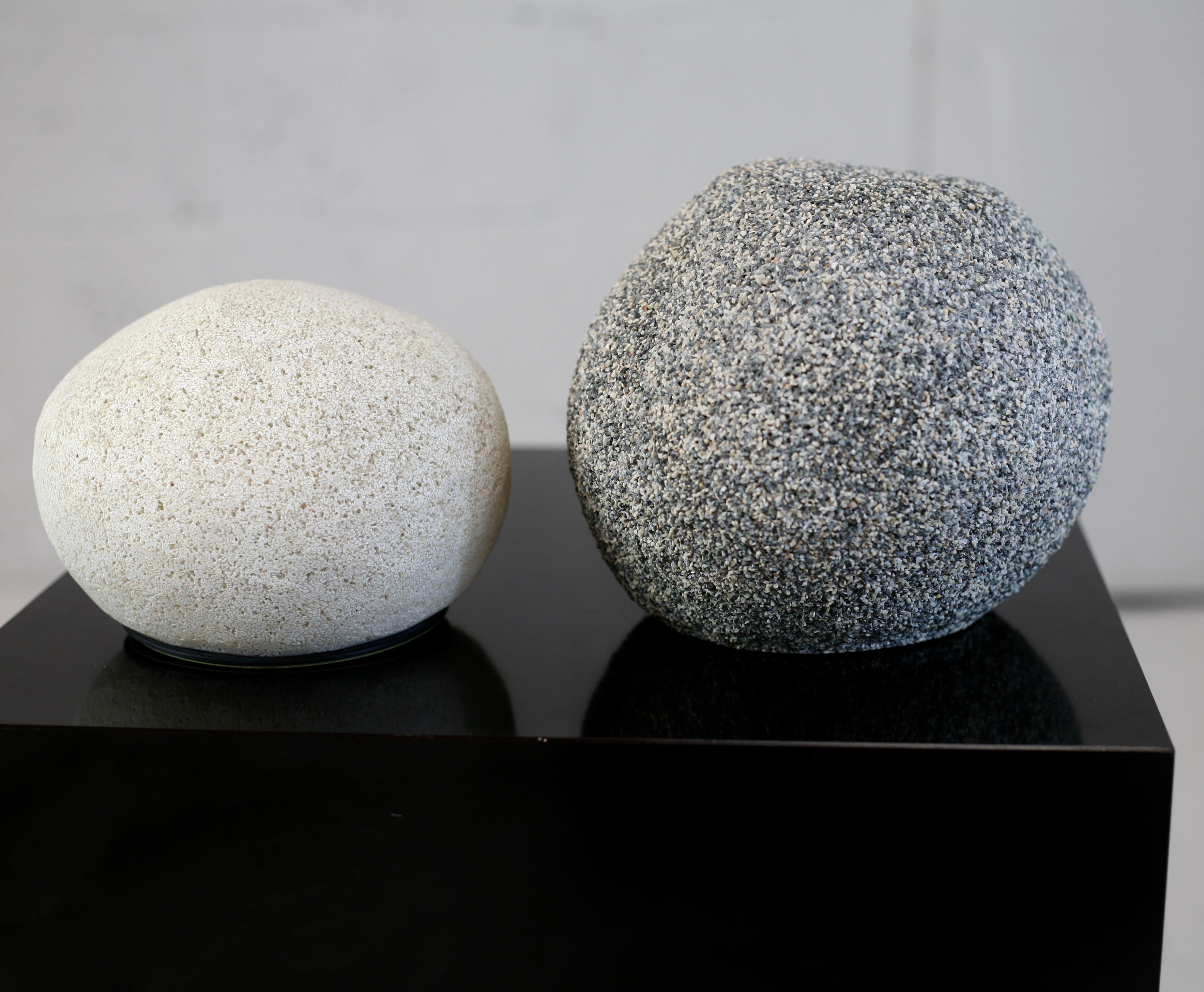 Pair of lamp "pebble". Resin. France, circa 1970