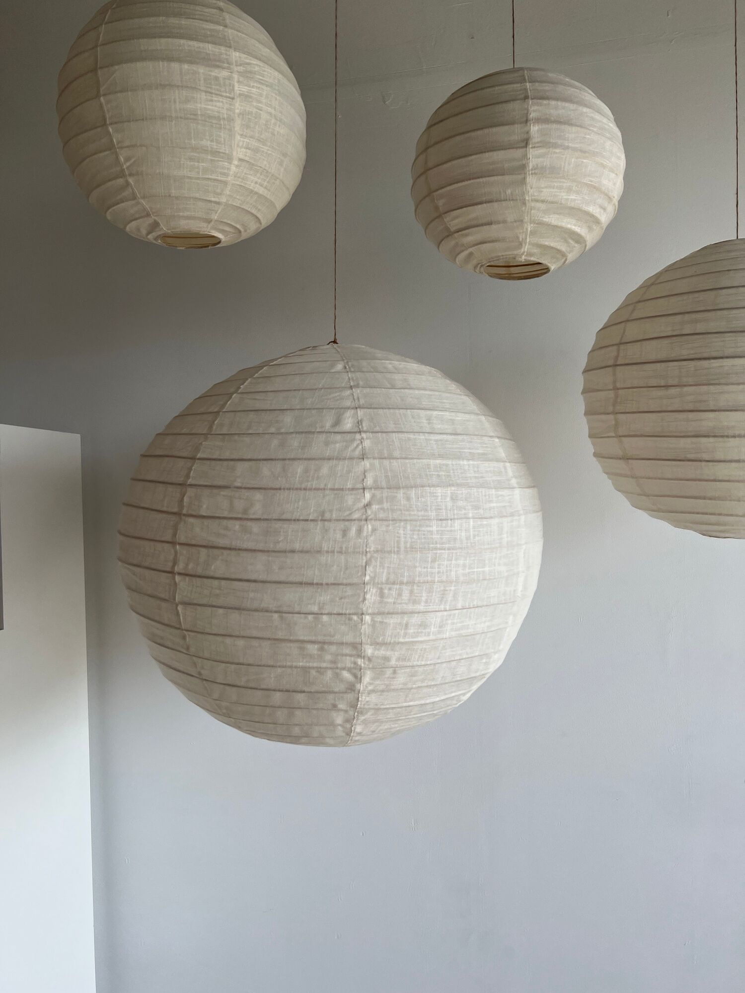 Hanging lamp in rattan and round japanese natural linen d:50