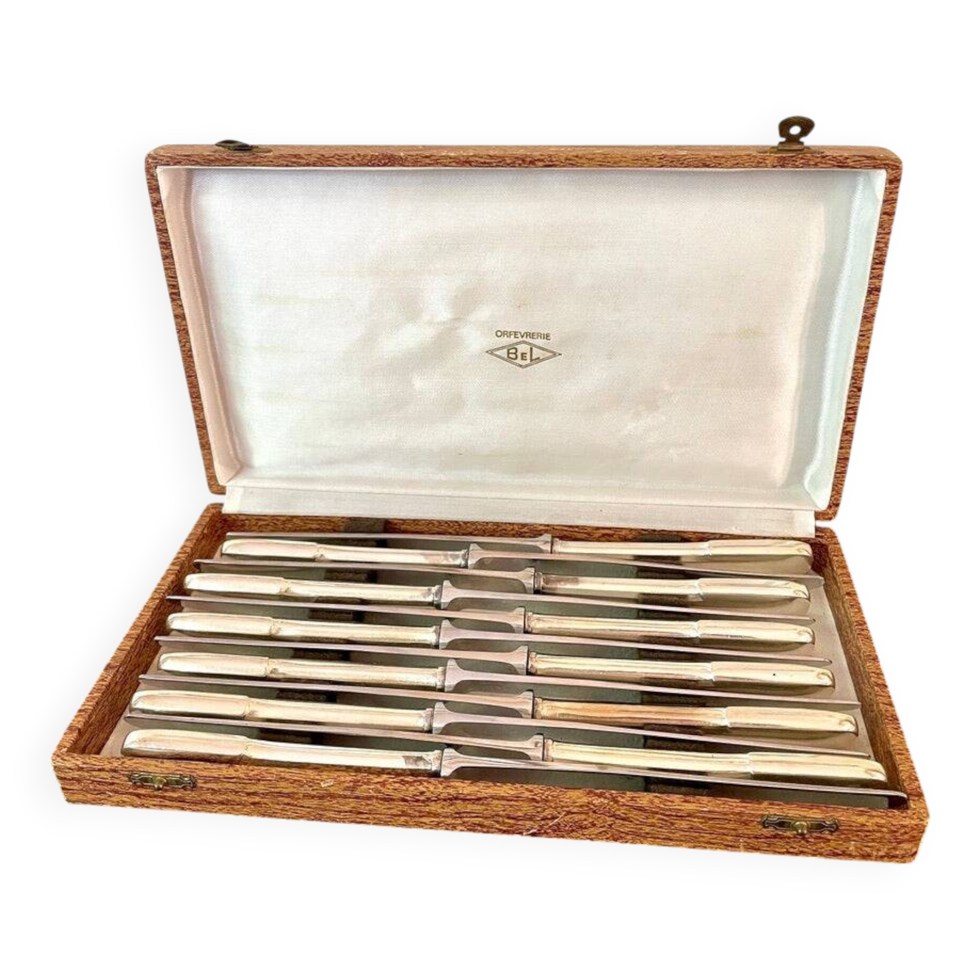 Set of 12 large Bel silver-plated knives