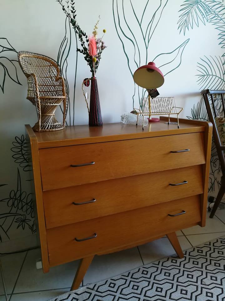 Plated vintage oak dresser