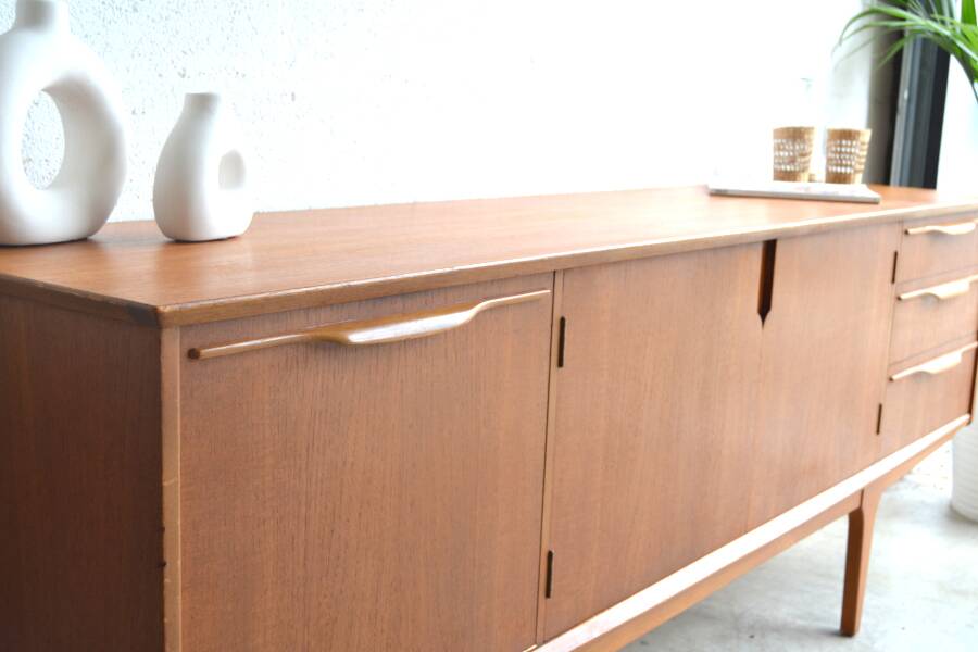 Teak sideboard by Jentique * rare model * 198 cm