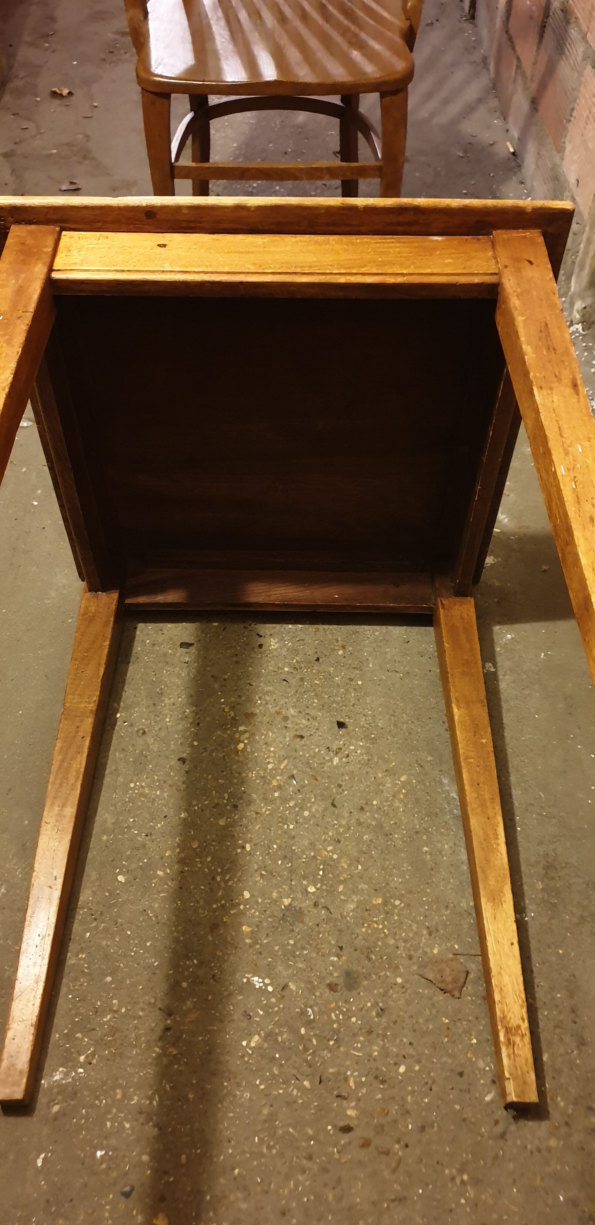 Solid beech wood table 50/60