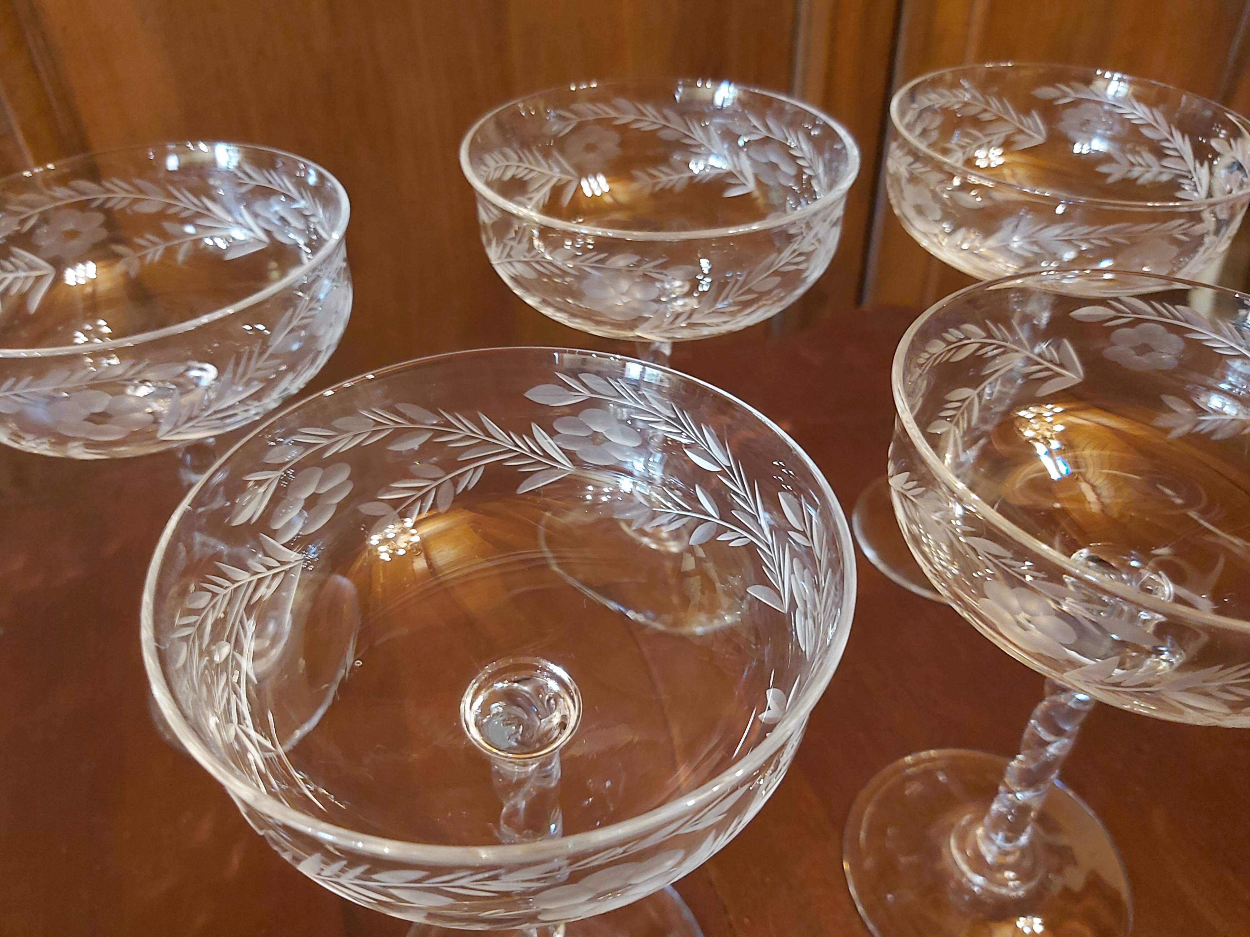 5 glasses of Champagne crystalline cut glass