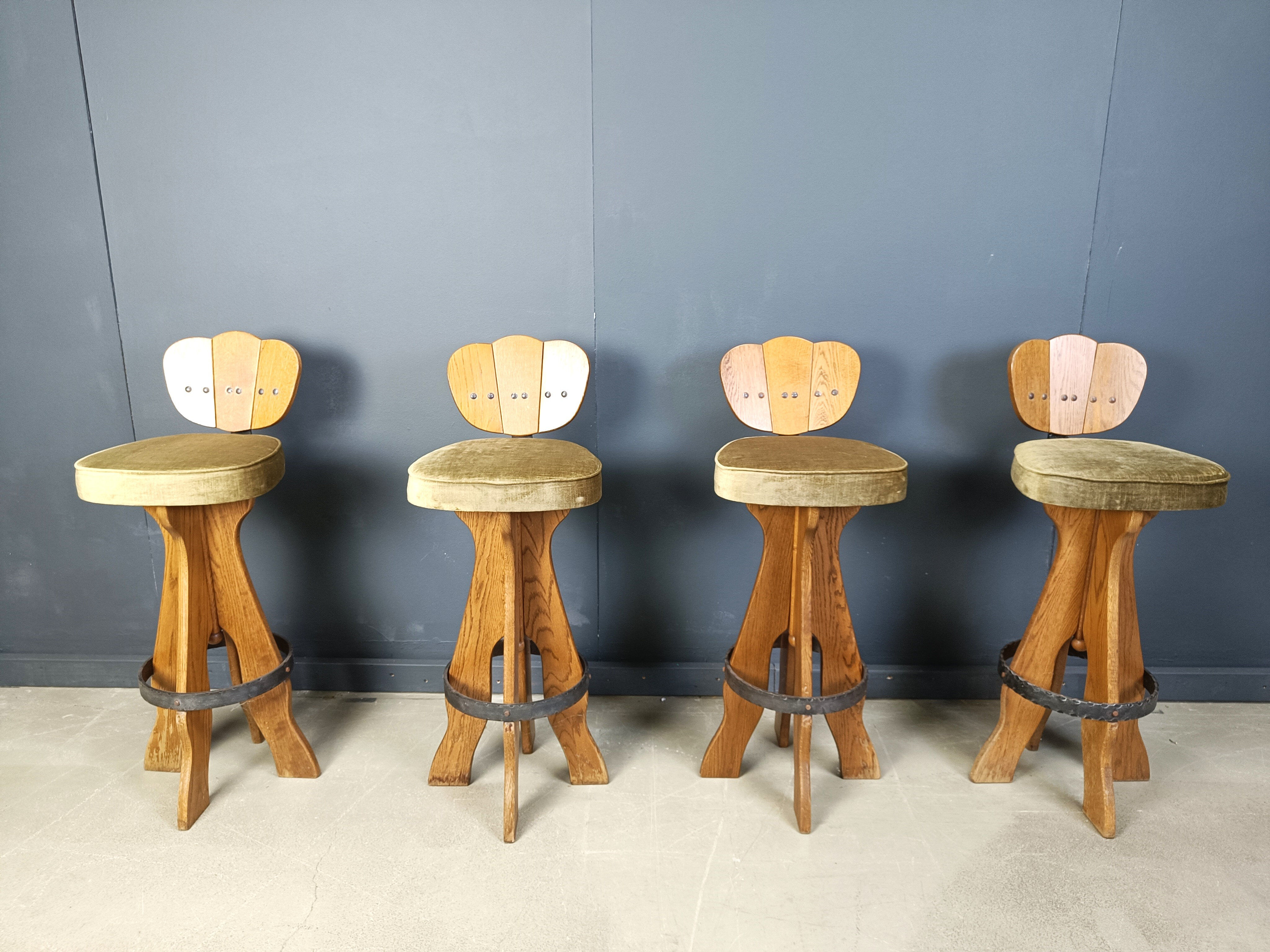 Set of 4 vintage brutalist bar stools, 1960s
