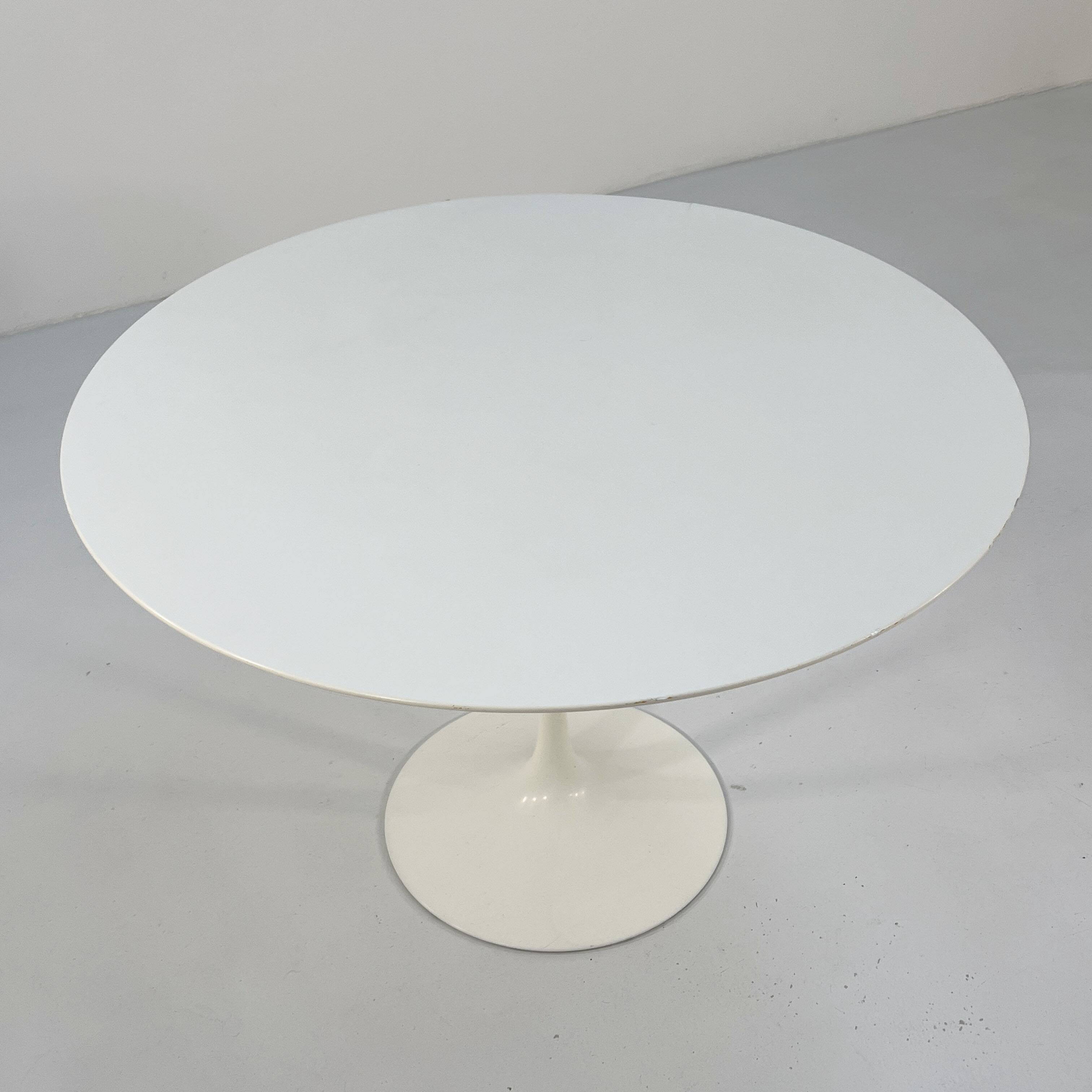 Tulip laminated table 107 cm by Eero Saarinen for Knoll, 1970