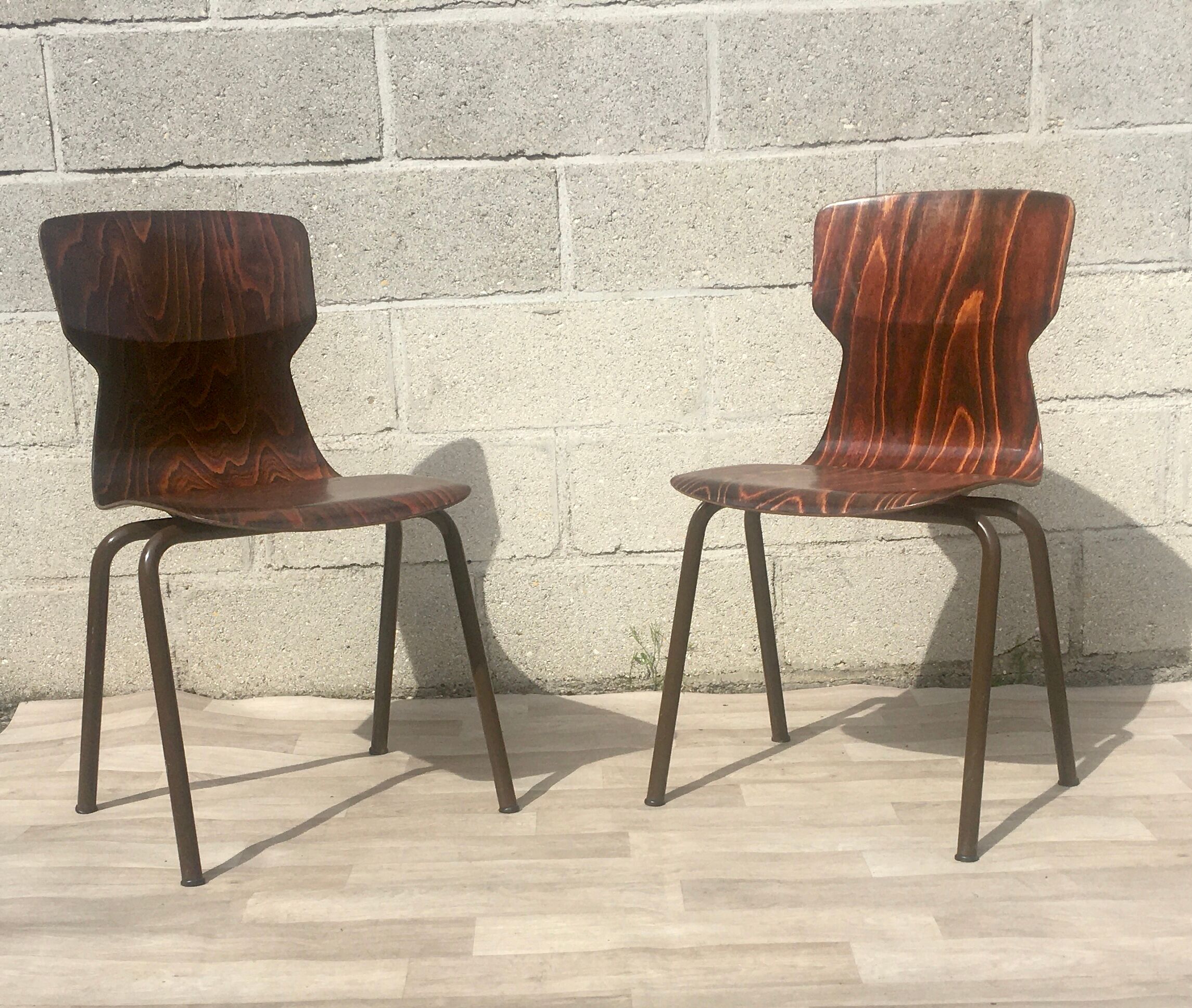 Set of 2 design and vintage chairs Eromes 60s