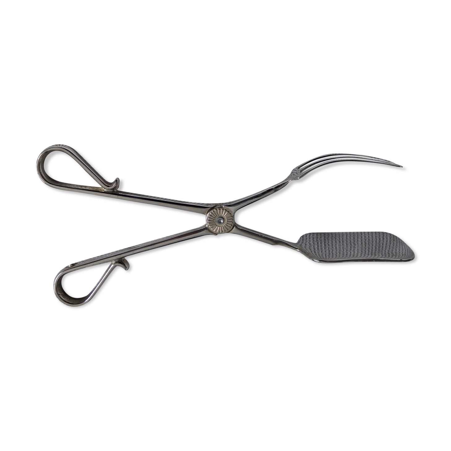 Silver metal cake pinch