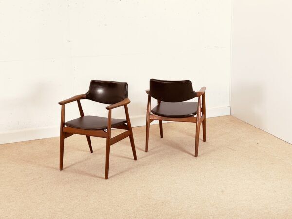 Set of 2 armchairs by Svend Age Eriksen (Glostrup)