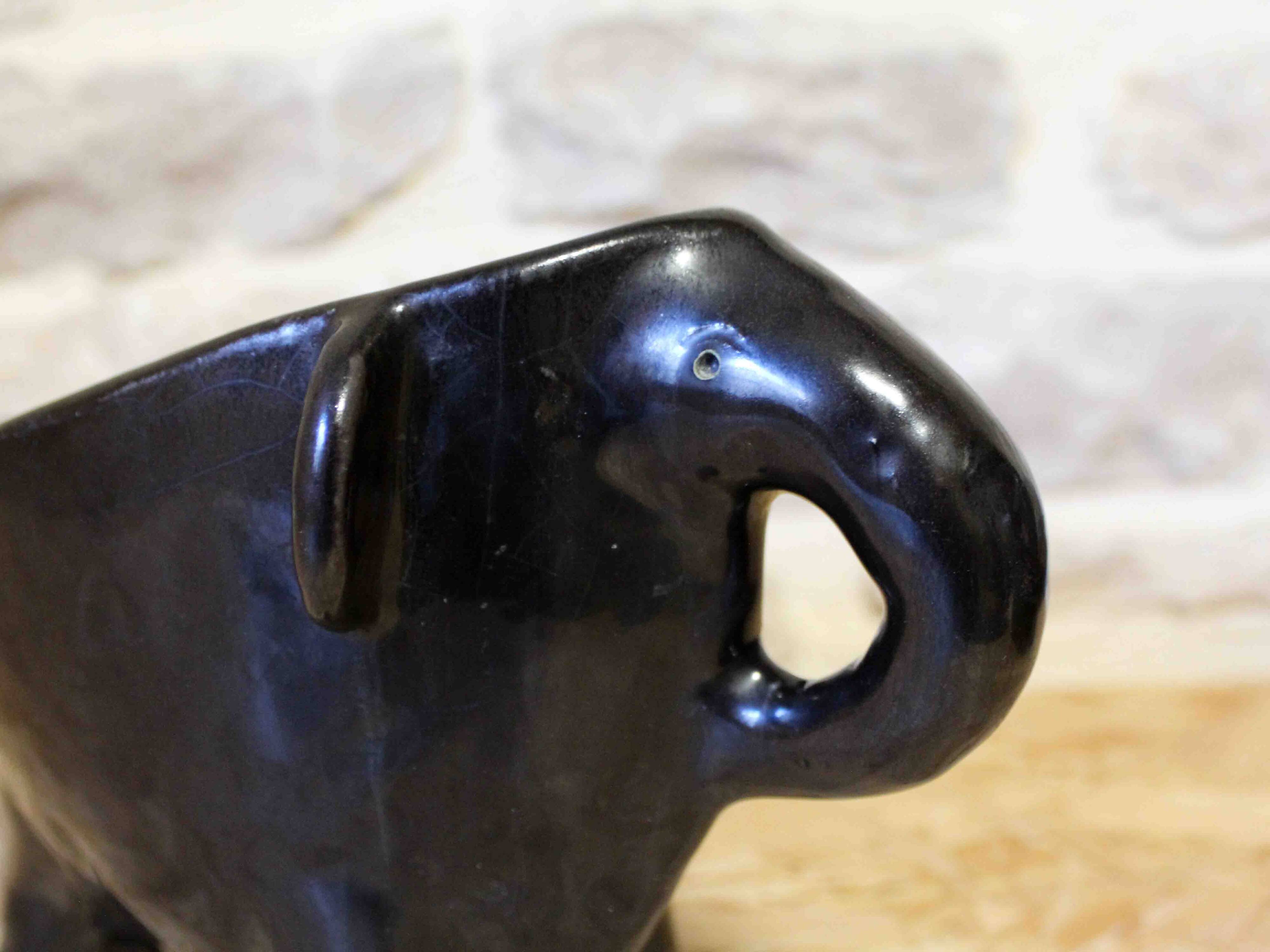 Accolay ceramic elephant bowl