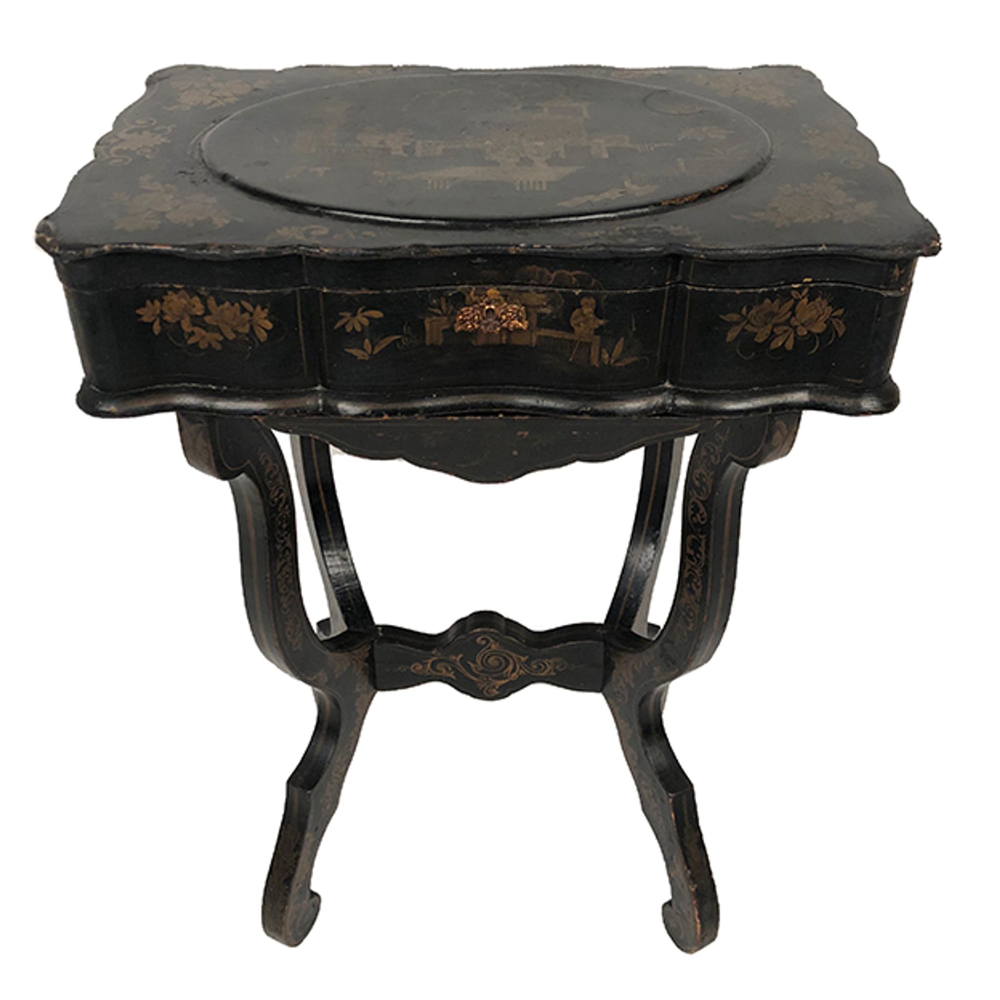 Worker Napoleon III, black lacquered wood with Asian decoration painted gold