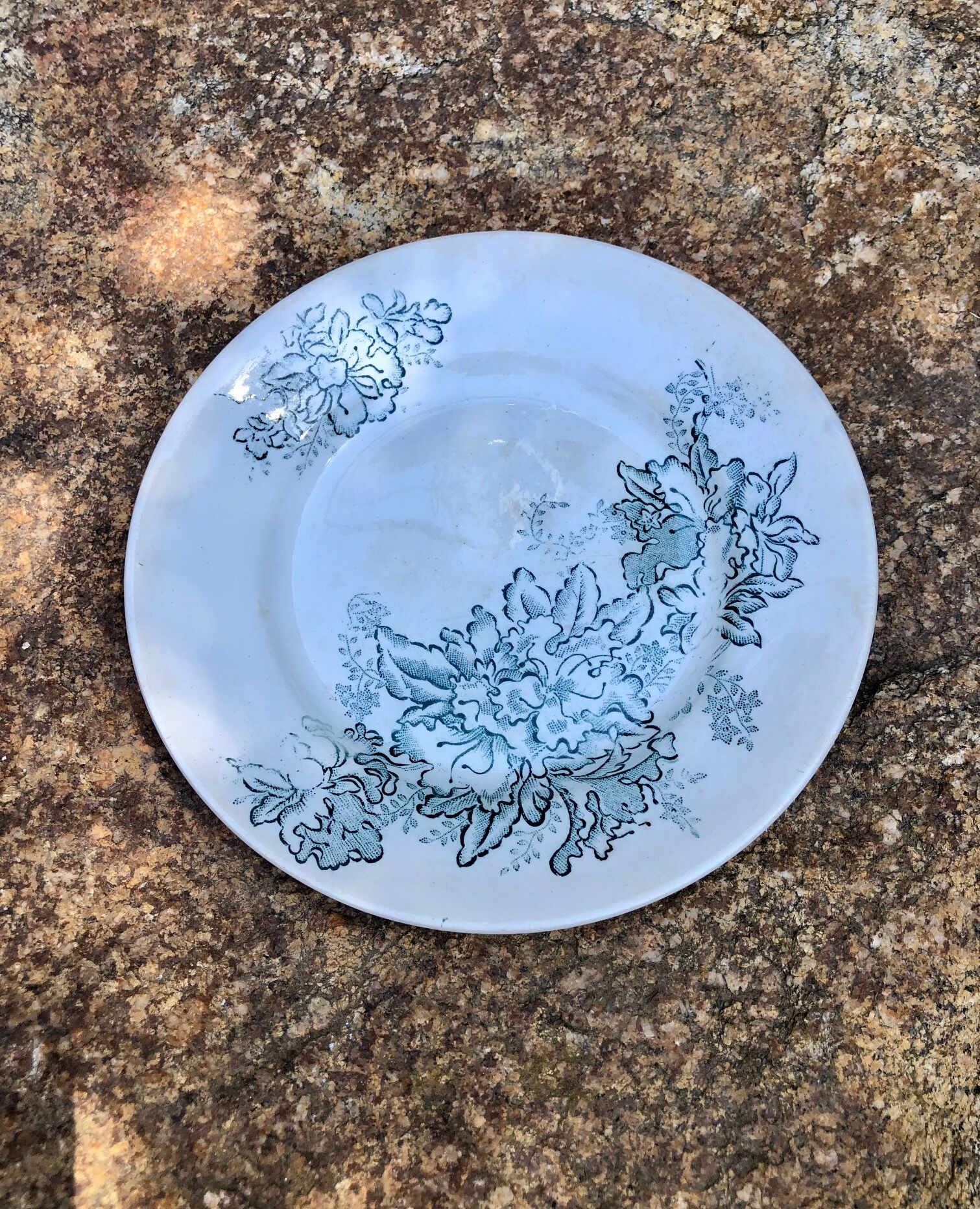 Assiette à dessert modèle Floréal