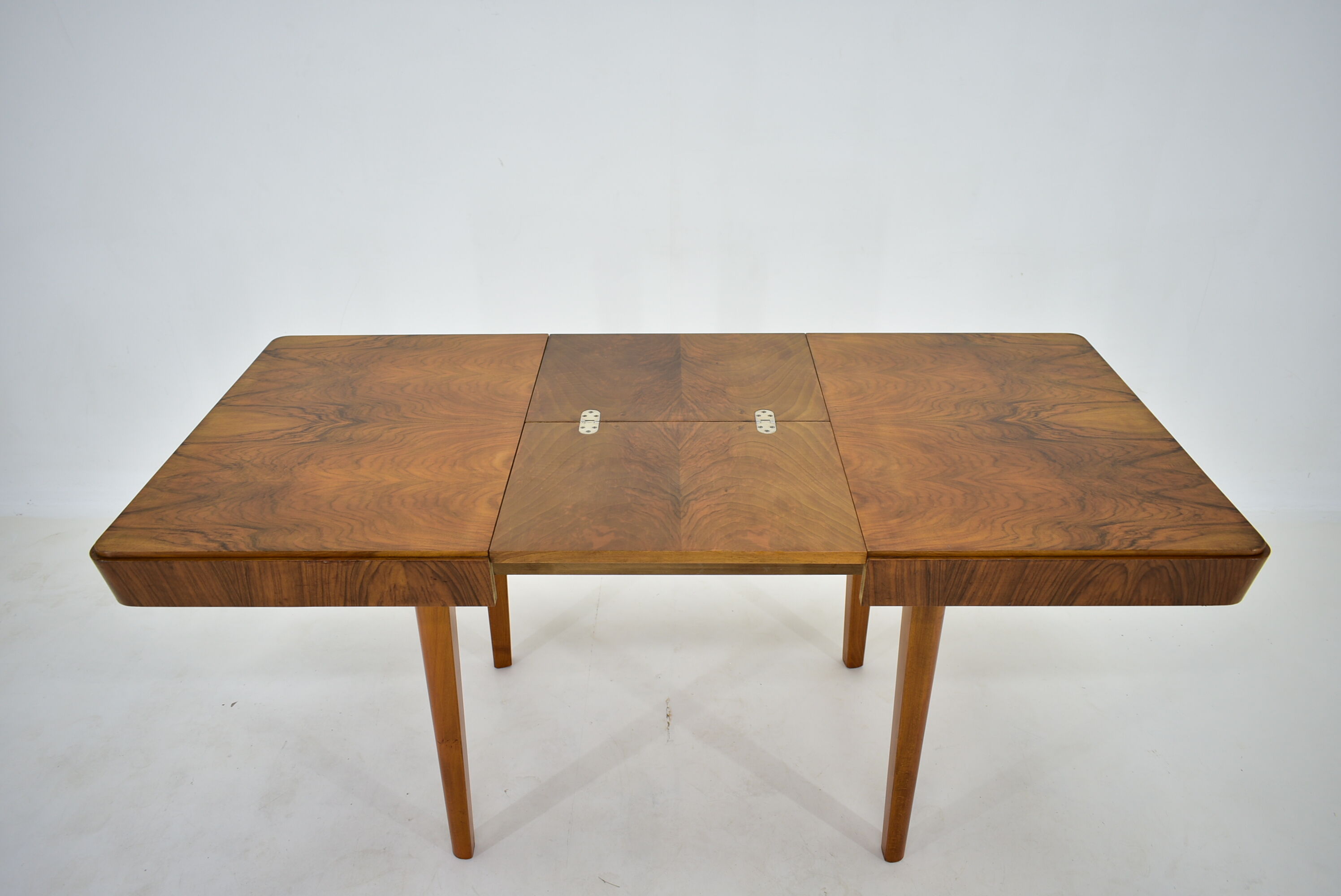 Table à manger extensible Jindřich Halabala pour UP Zavody, années 1950