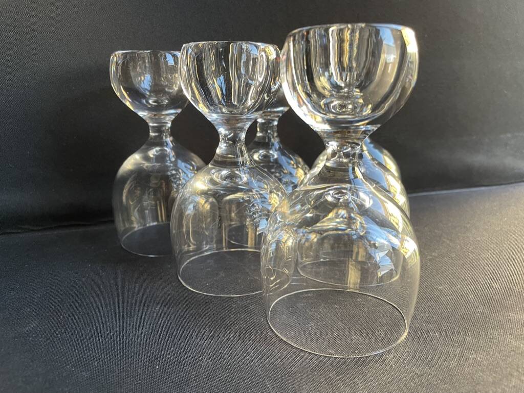 6 Crystal wine glasses – Hollow ball base