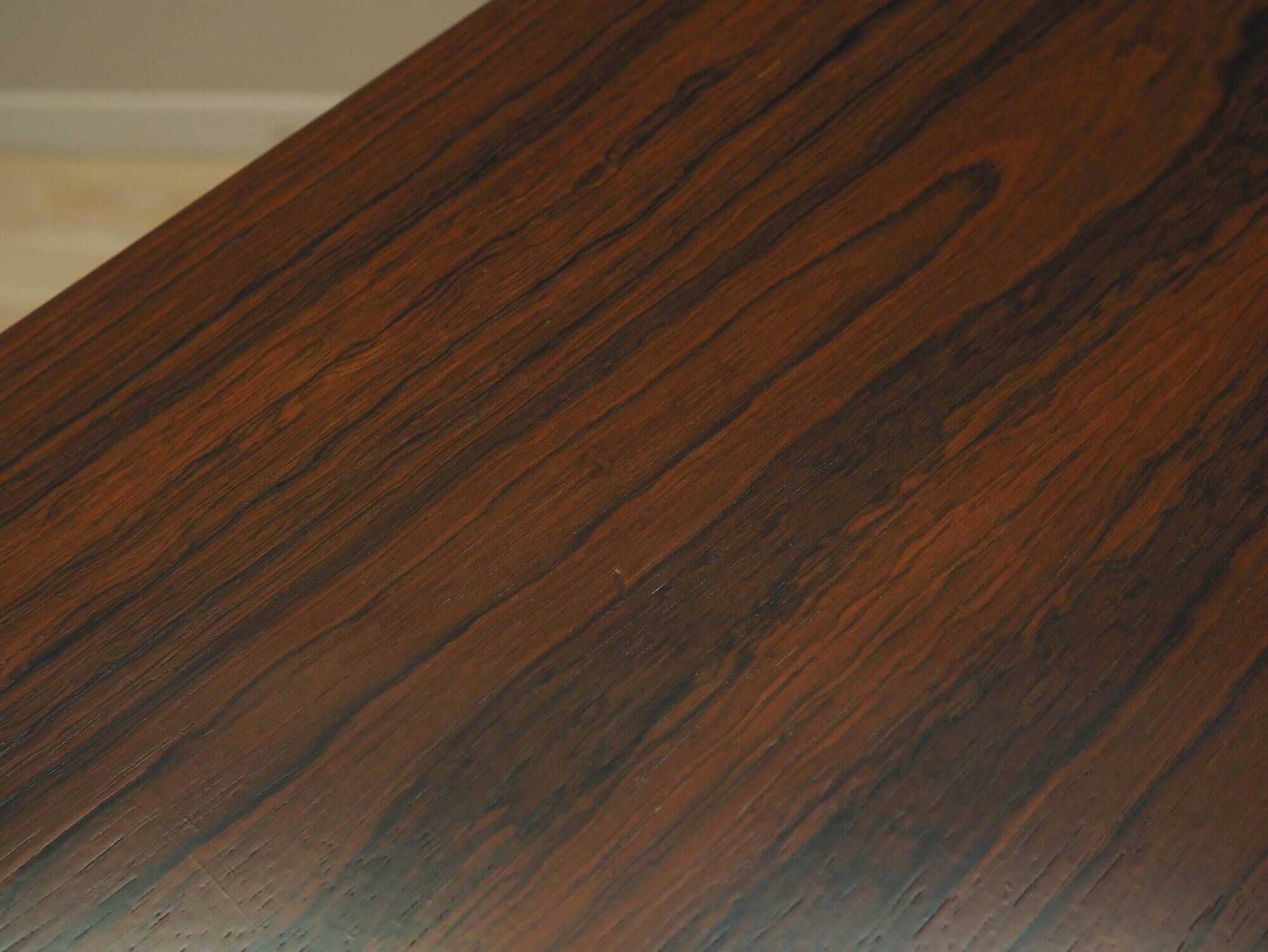 Cabinet en palissandre, design danois, années 1970, fabricant : Hundevad