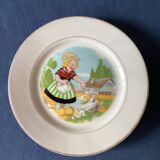 Set of 8 old dessert plates