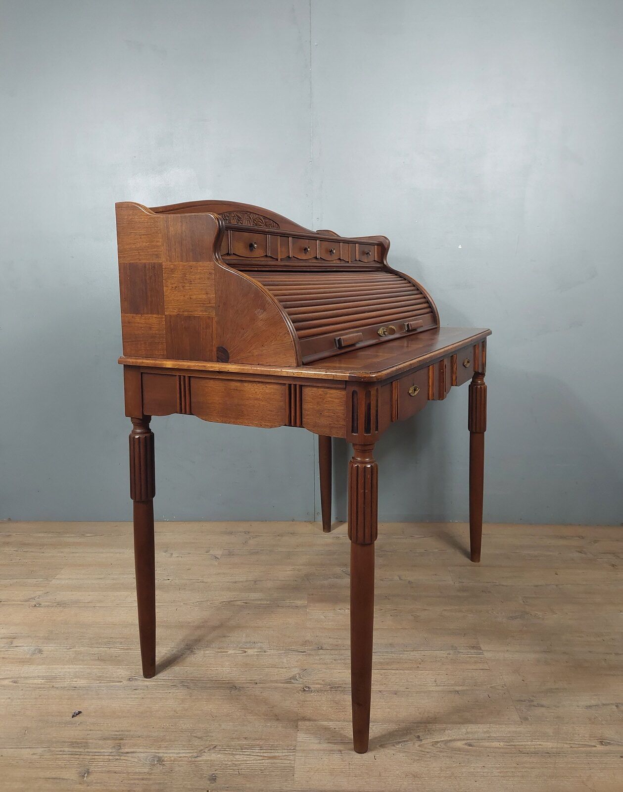 Art deco cylinder lady desk