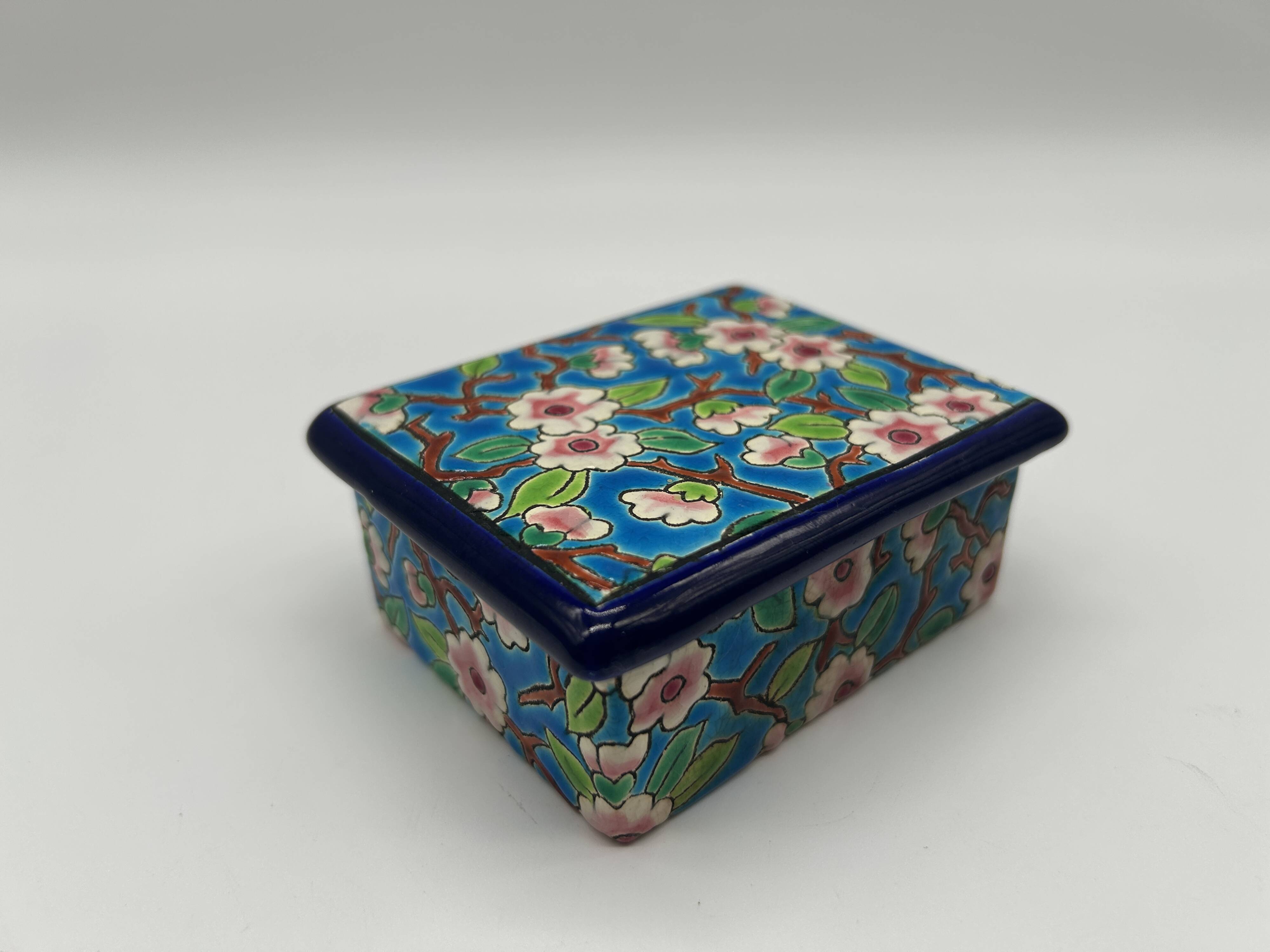 Bonbonnière in faience and Longwy enamels