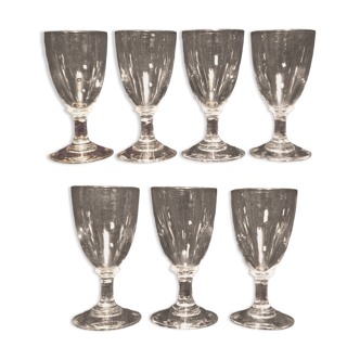 7 verres à liqueur anciens