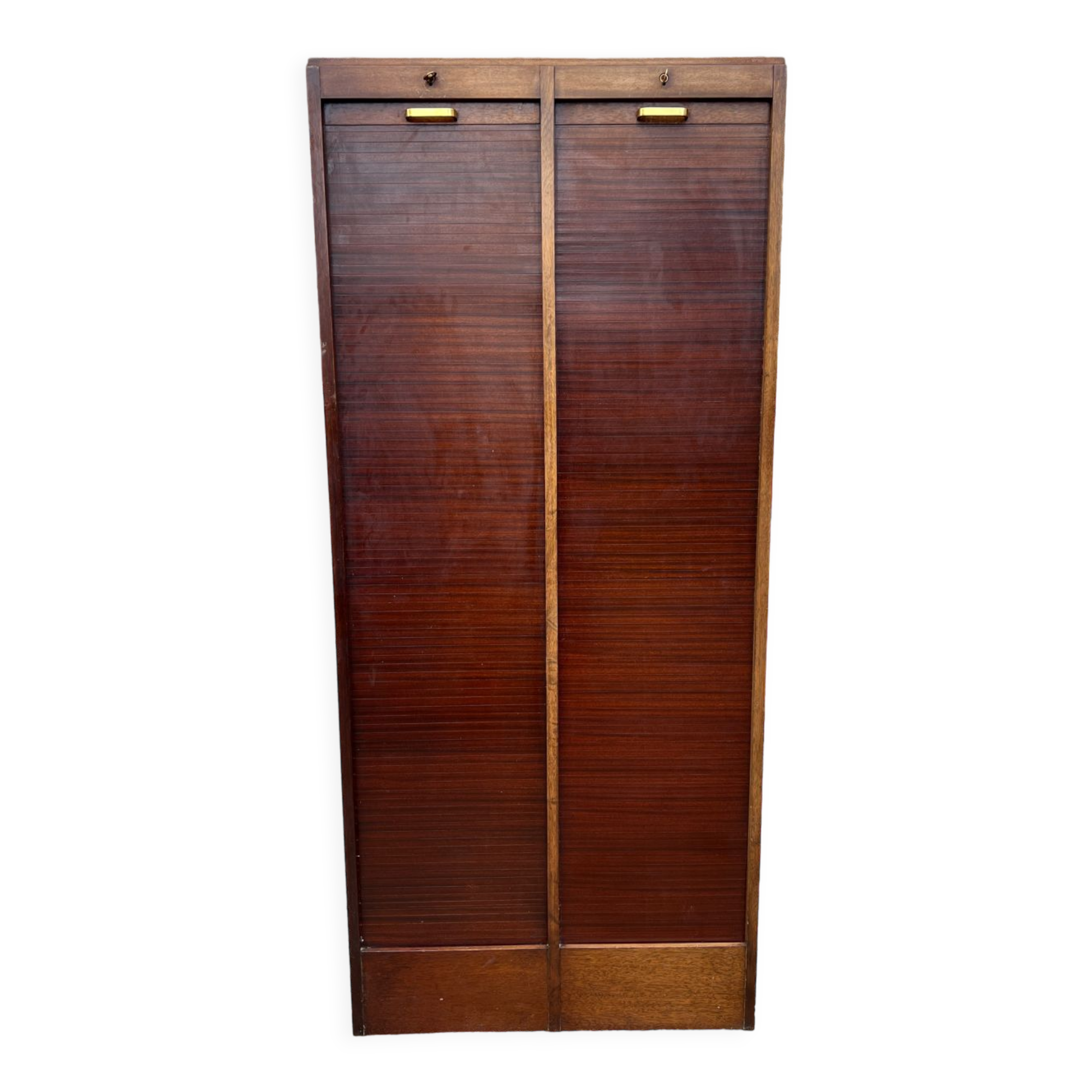 Filing cabinet with double curtains