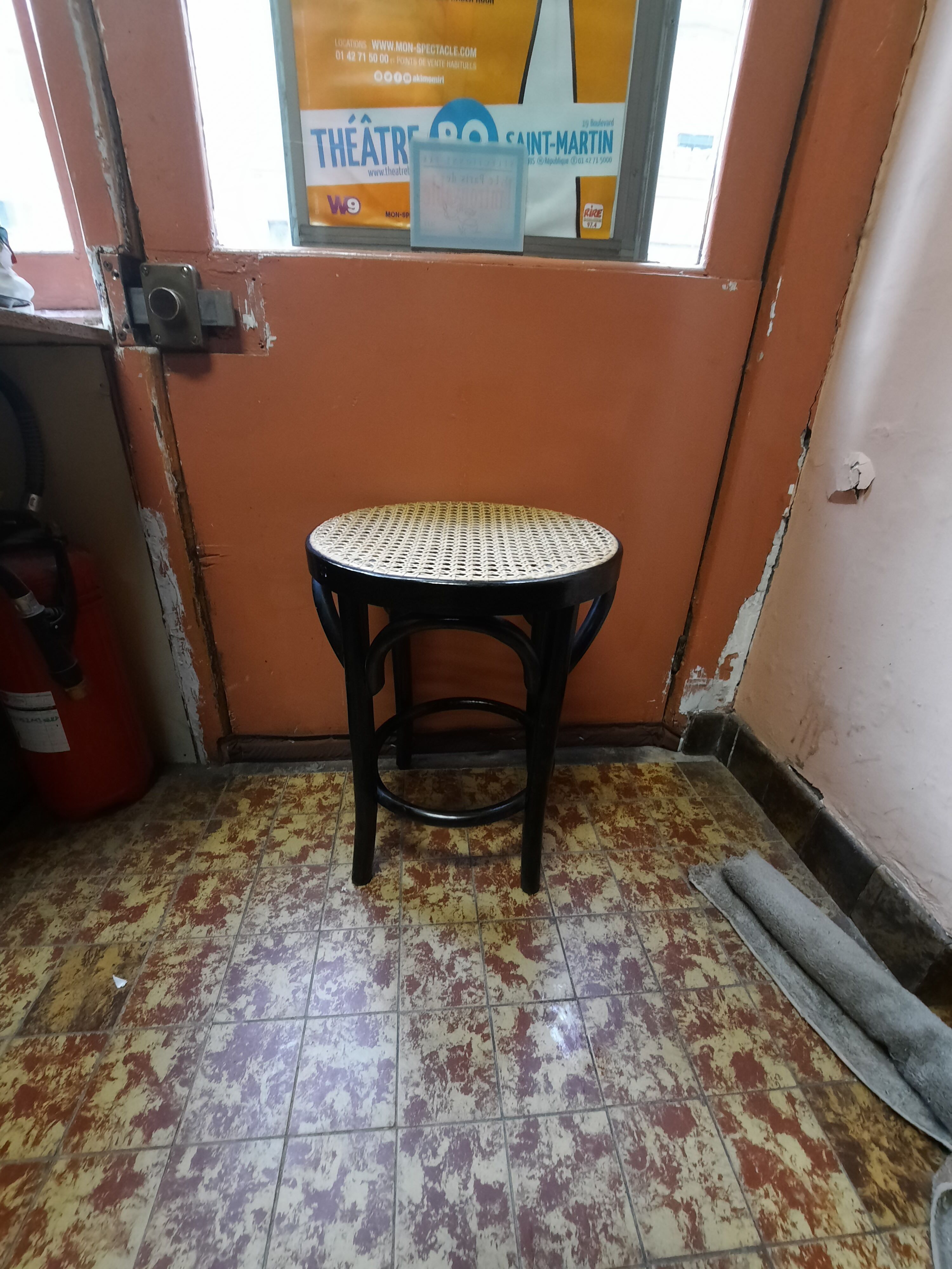 Tabouret cannage