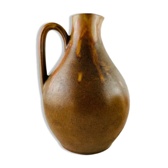 Vase en grès ancien forme aiguière marron signé Denbac