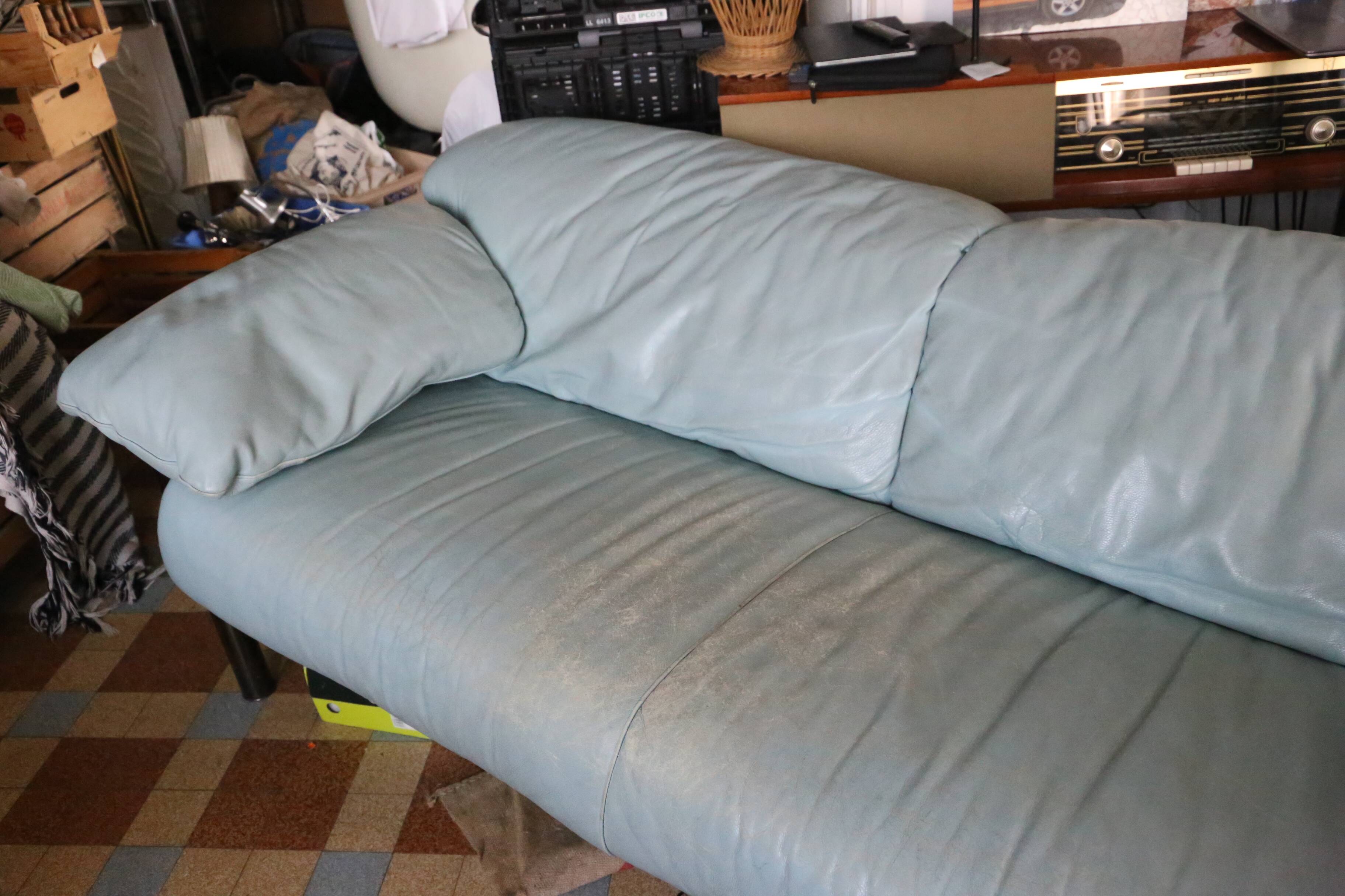 Pausa Armchair by Poltrona Frau, 1990