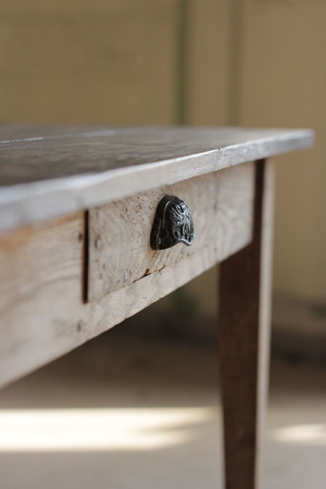 Early twentieth table